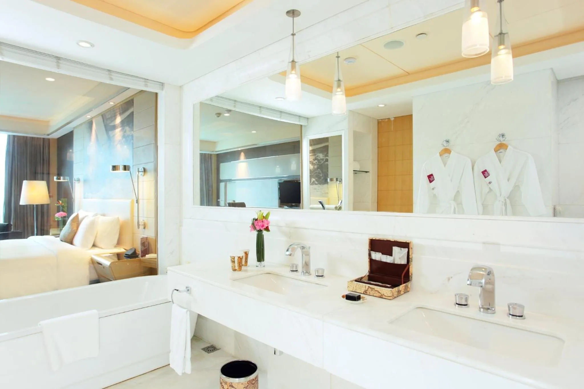 Bathroom, Bed in Crowne Plaza Suzhou by IHG