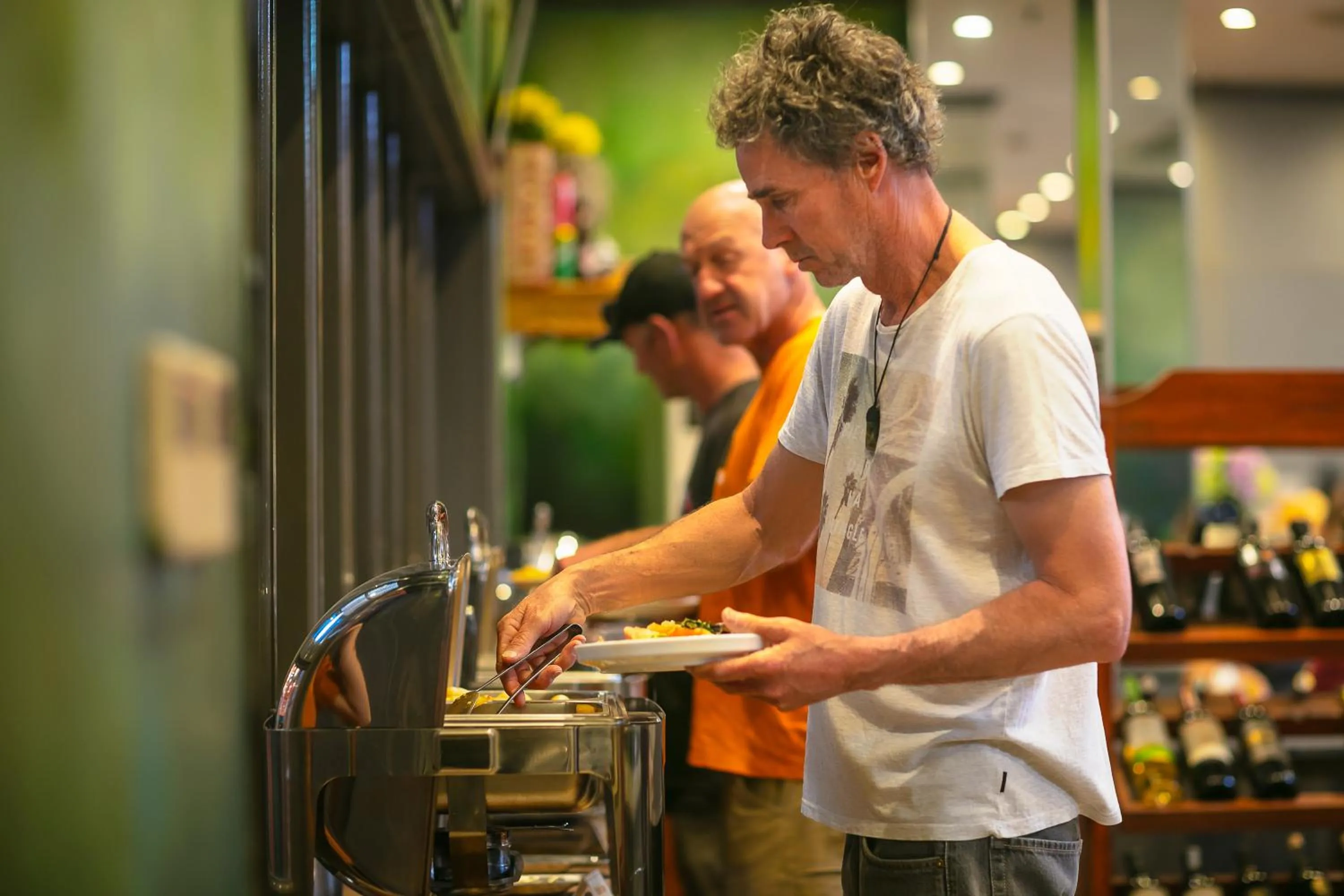 Restaurant/places to eat in Hanoi Nostalgia Hotel & Spa