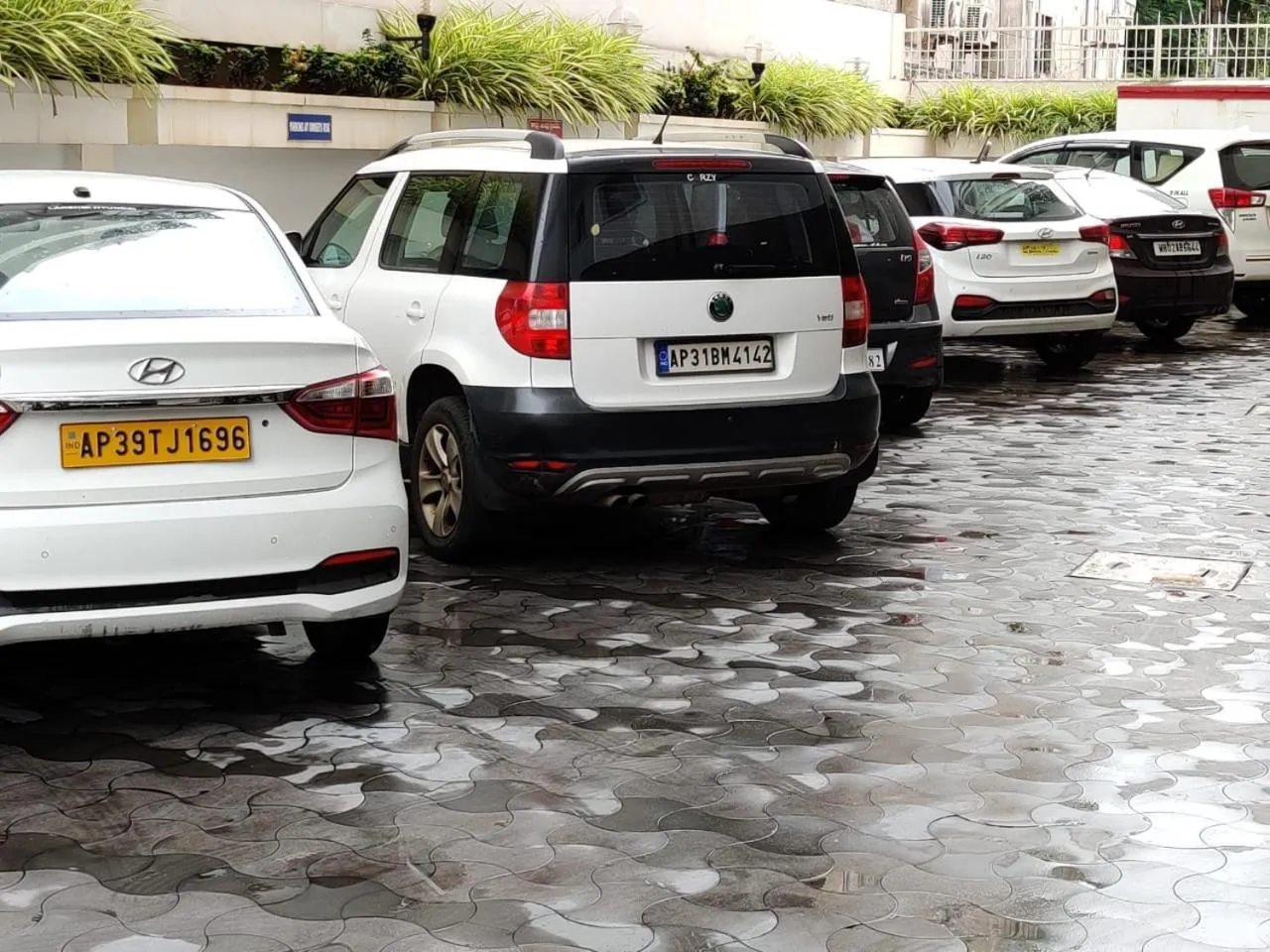 Parking in Fortune Inn Sree Kanya, Visakhapatnam - Member ITC Hotels' Group