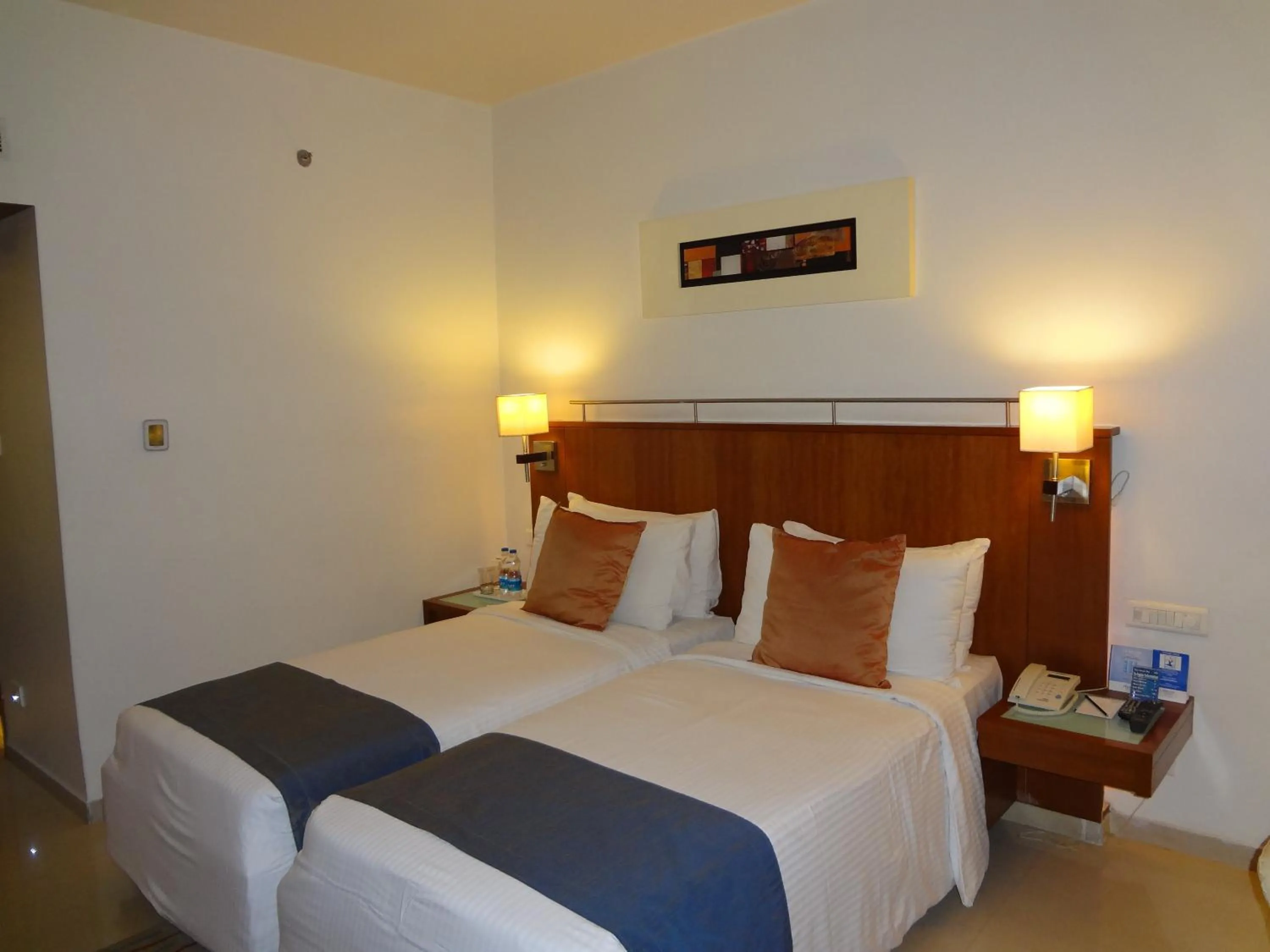 Bedroom, Bed in Fortune Inn Sree Kanya, Visakhapatnam - Member ITC Hotels' Group