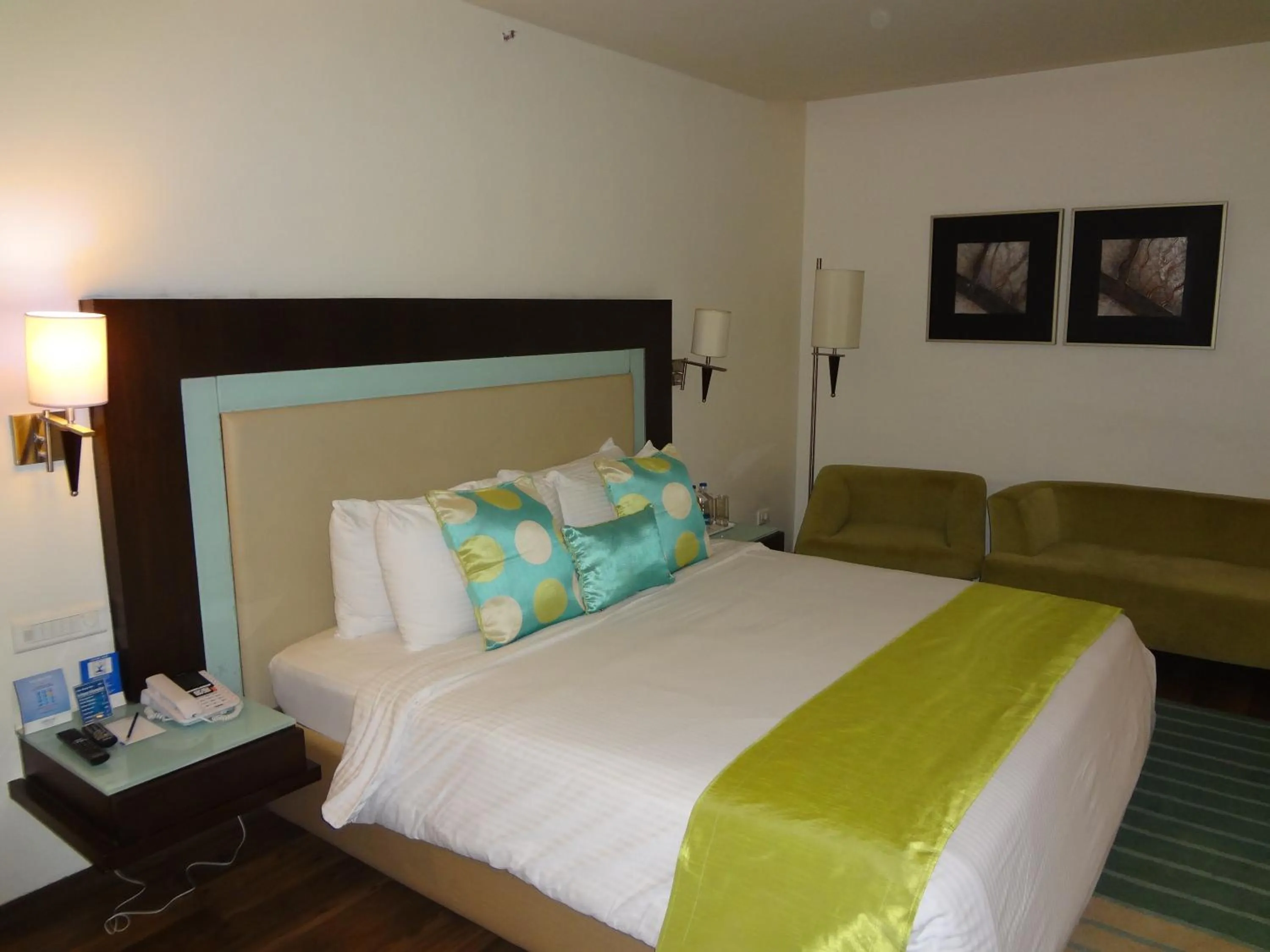 Bedroom, Bed in Fortune Inn Sree Kanya, Visakhapatnam - Member ITC Hotels' Group