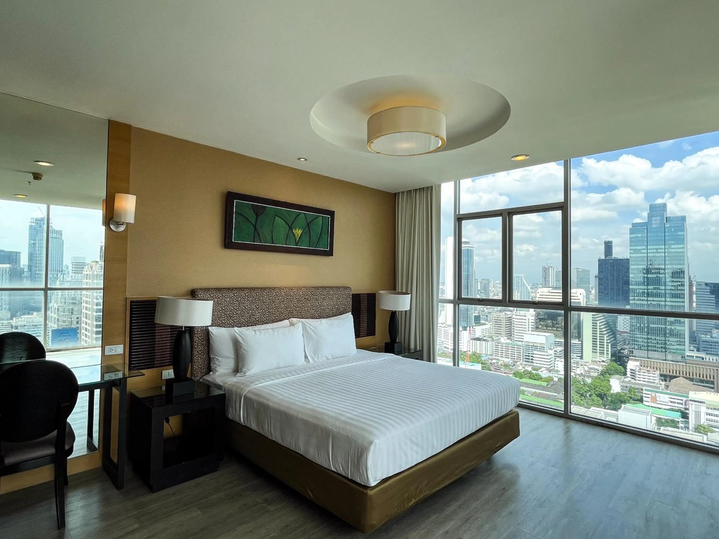 Bed in Urbana Sathorn Hotel, Bangkok