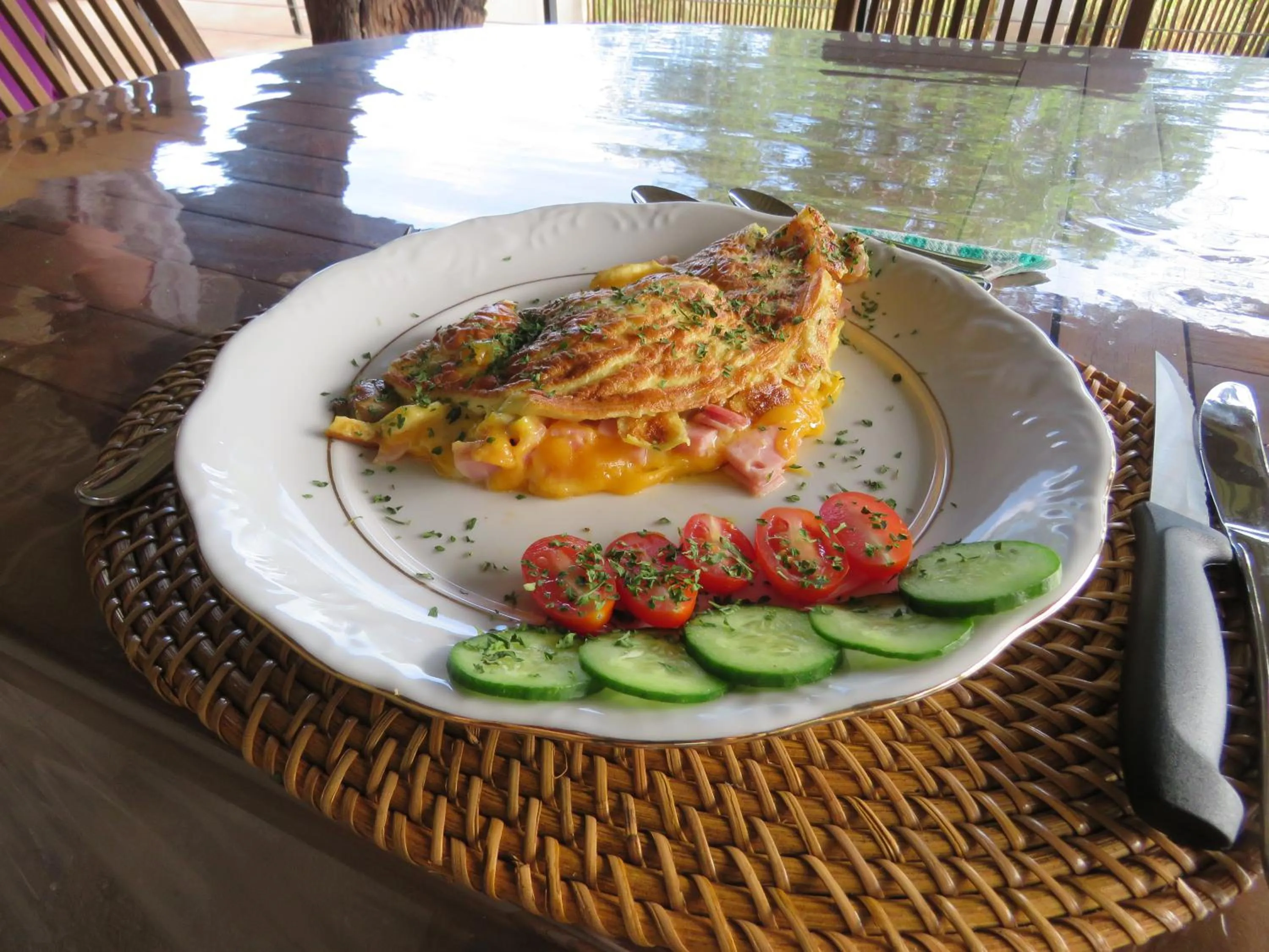 Restaurant/places to eat in Wild Dog Guest Lodge