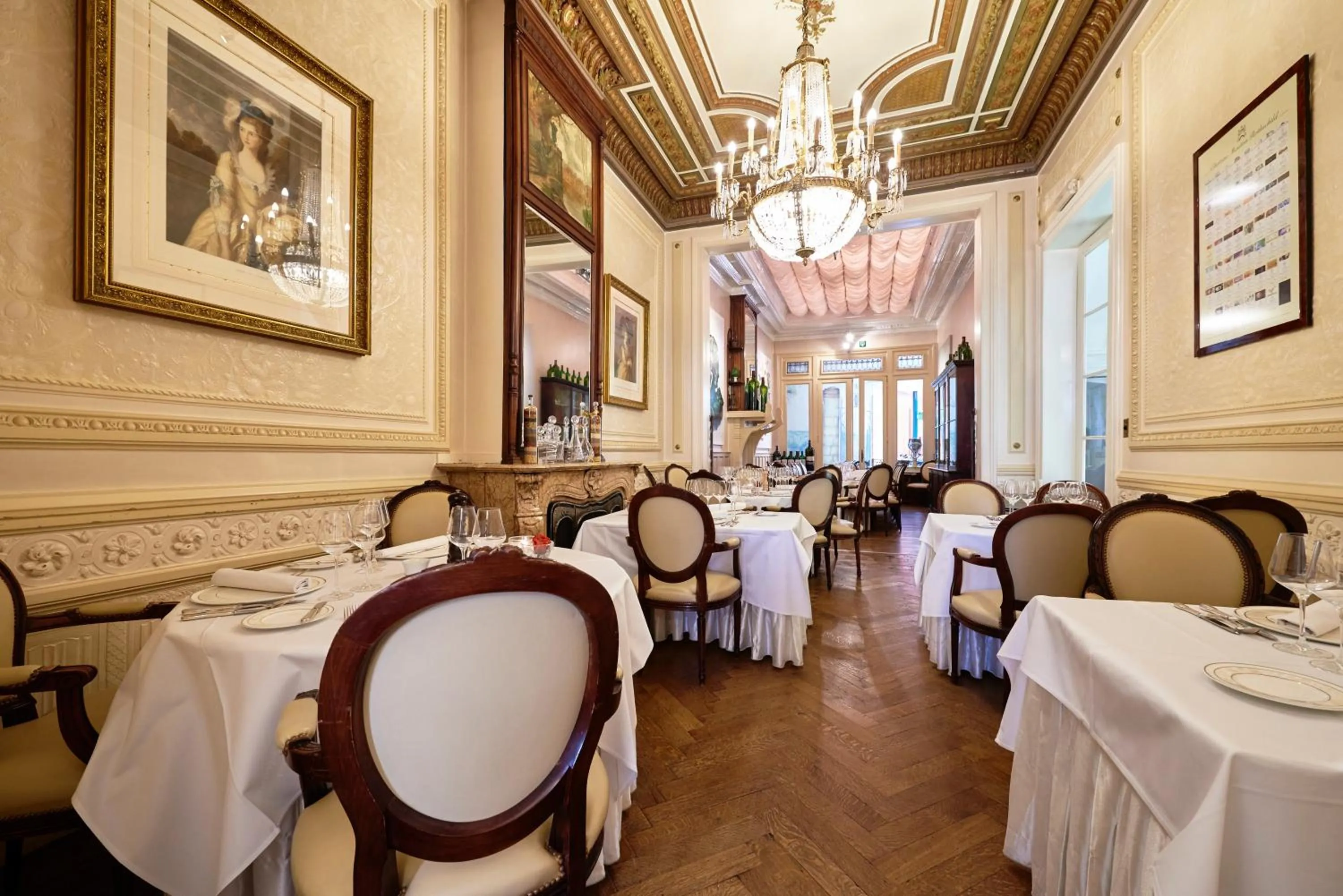 Restaurant/places to eat in Hotel Colvenier