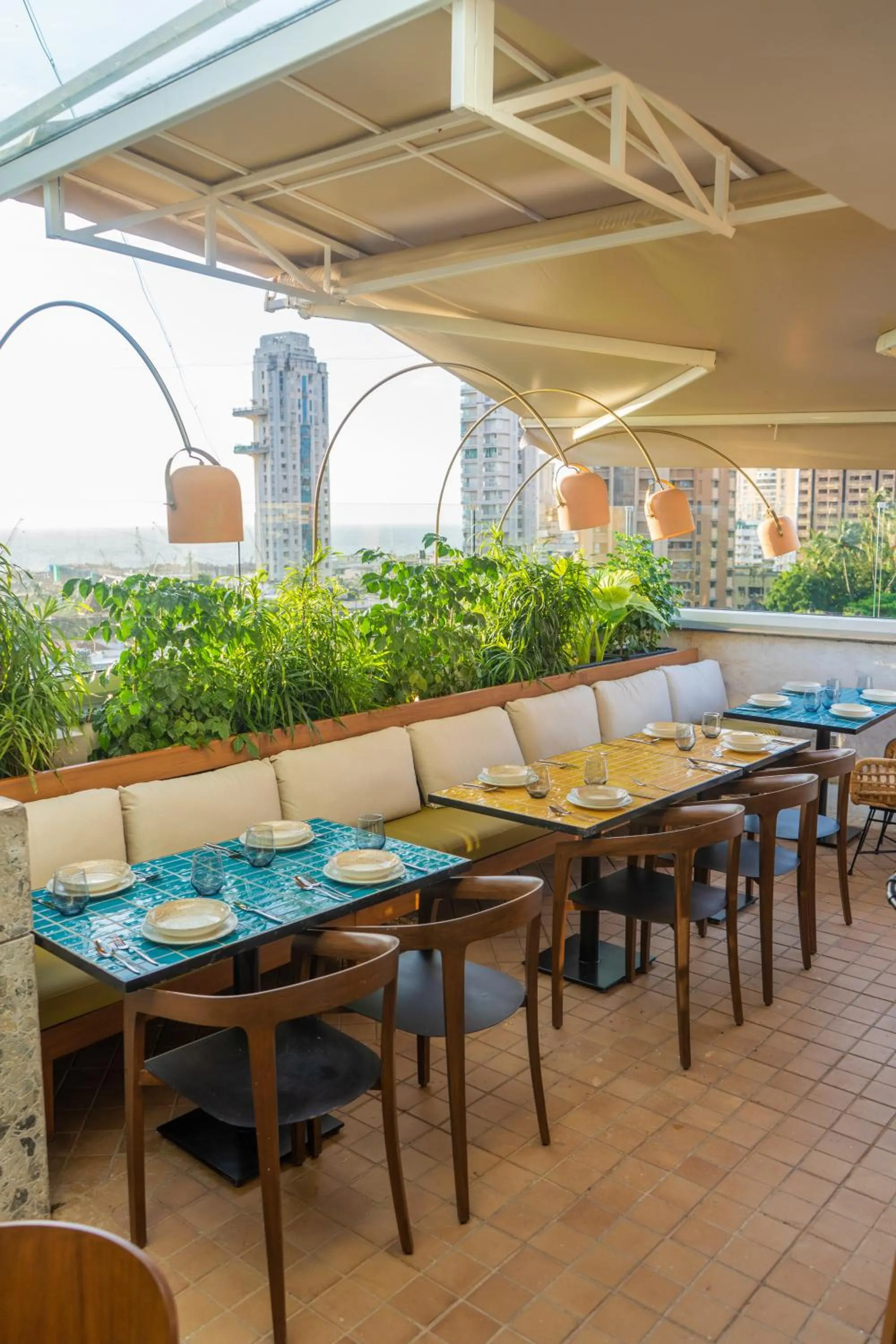 Restaurant/places to eat in The Shalimar Hotel, Kemps Corner