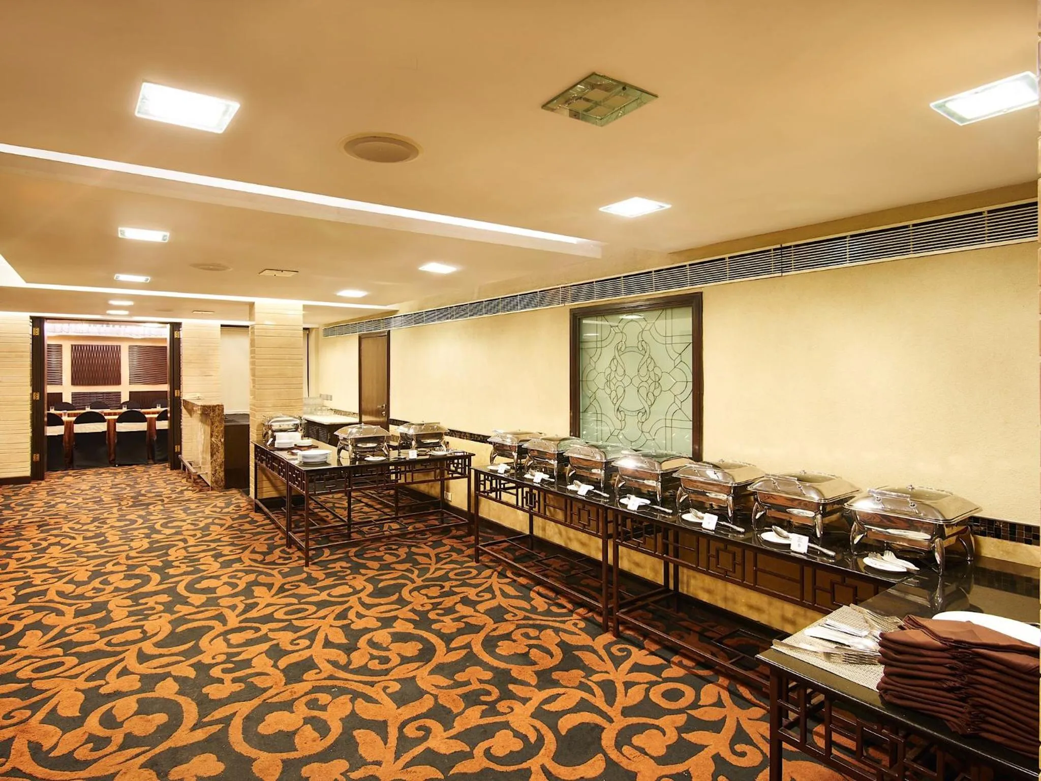Banquet/Function facilities in The Shalimar Hotel, Kemps Corner