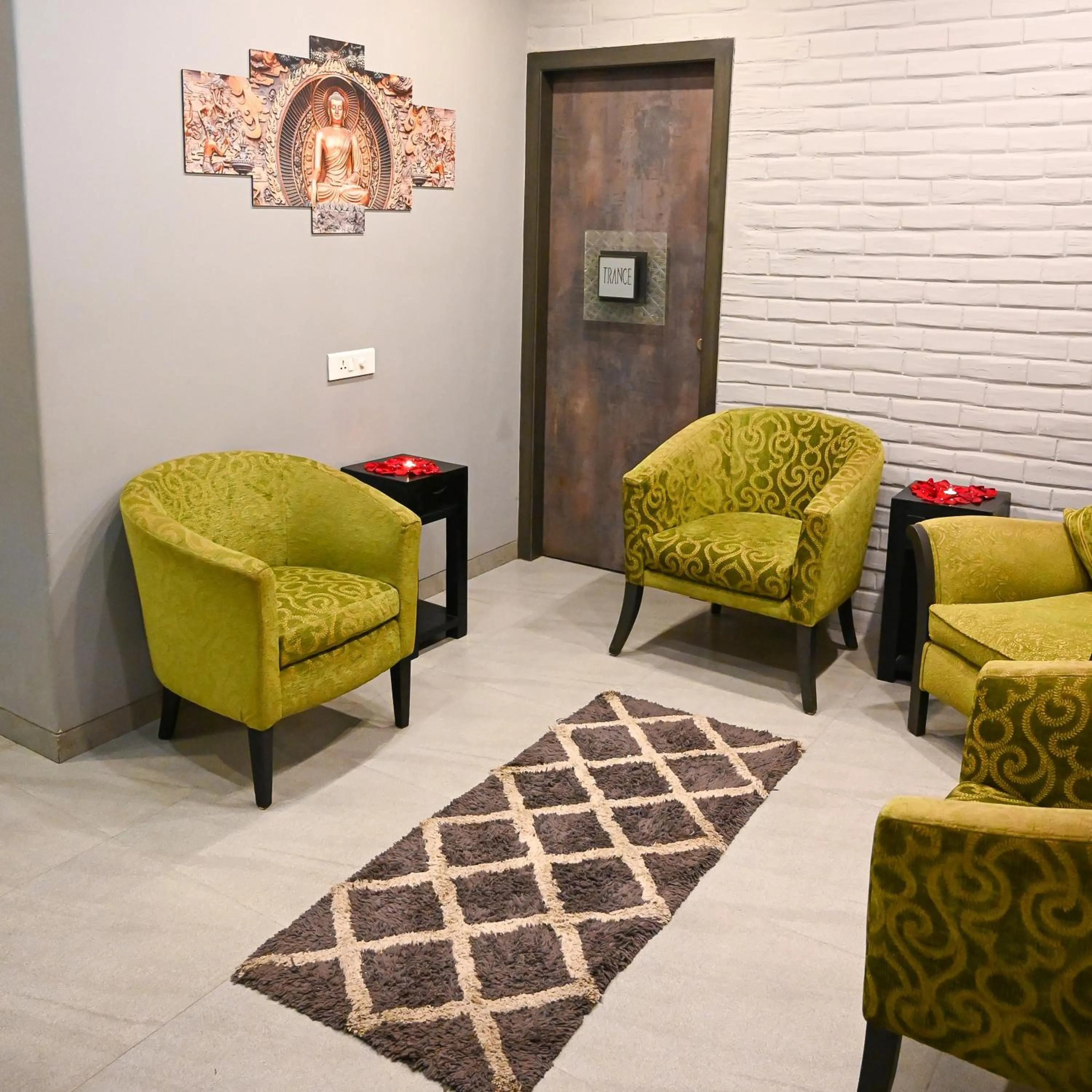 Spa and wellness centre/facilities in The Shalimar Hotel, Kemps Corner