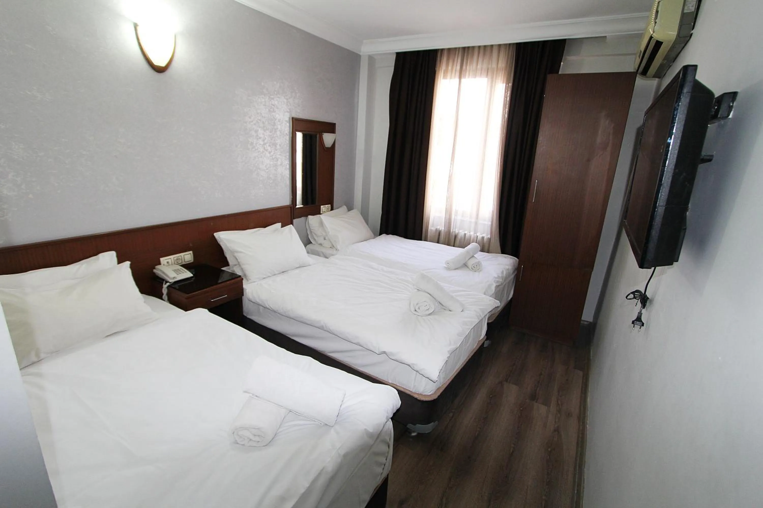 Bed in Lyon Hotel İstanbul