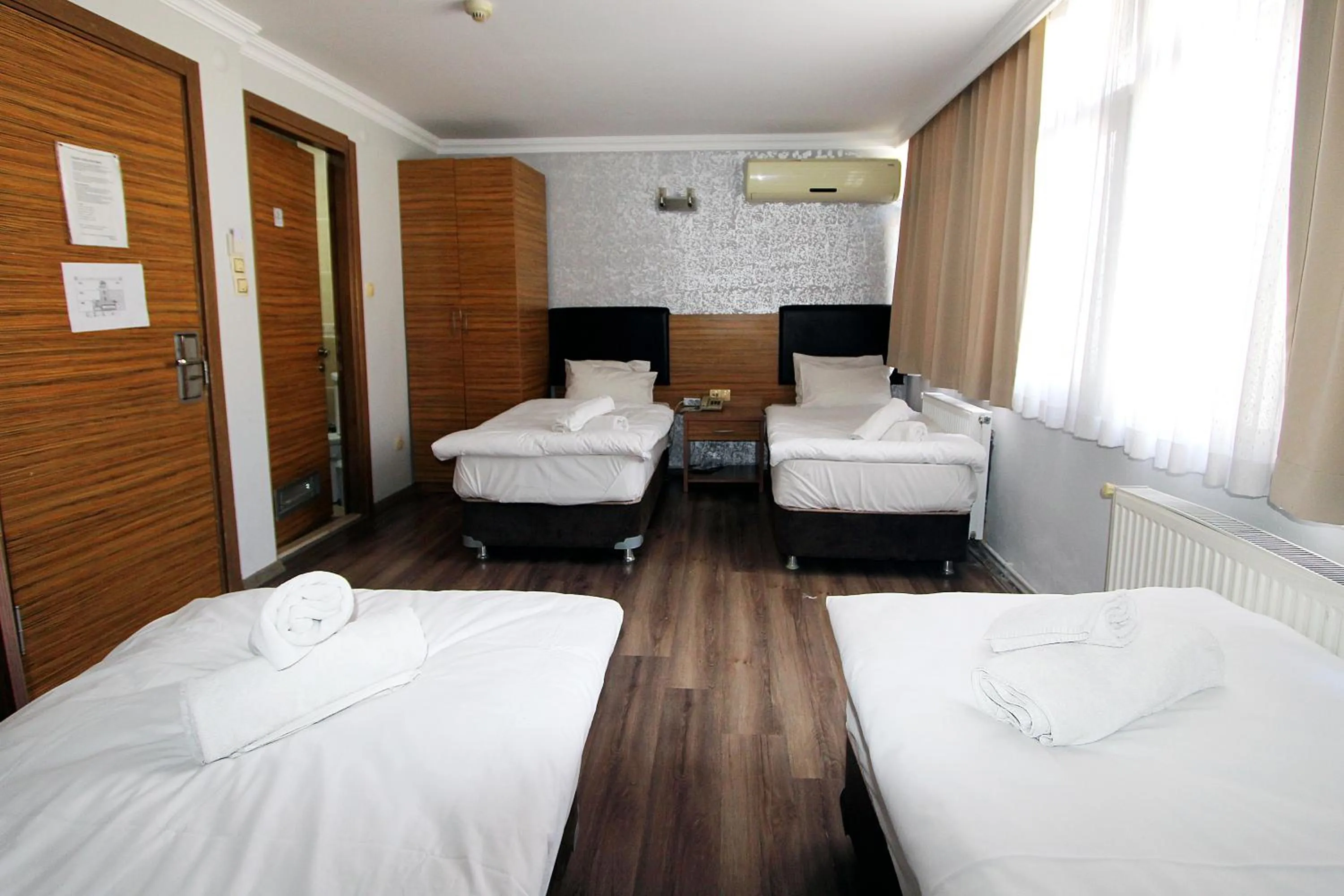 Bed in Lyon Hotel İstanbul
