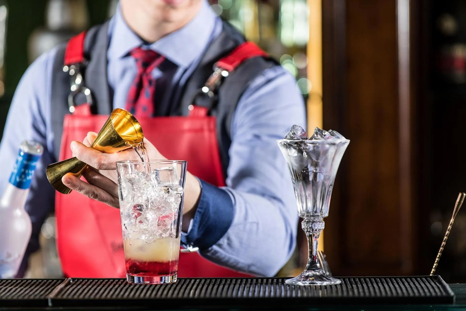 Restaurant/places to eat in Theodora Golf Club