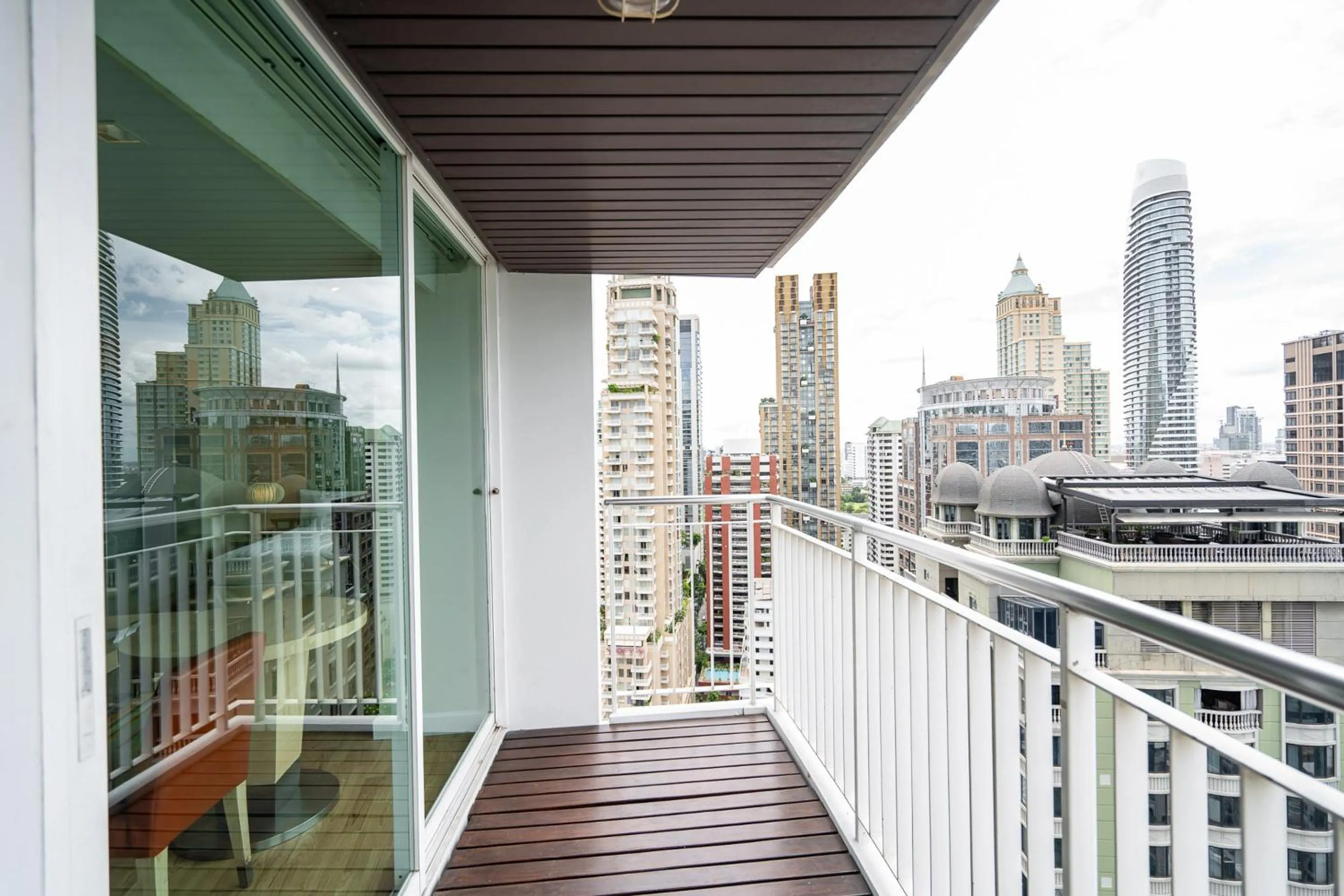 Balcony/Terrace in Urbana Langsuan Hotel