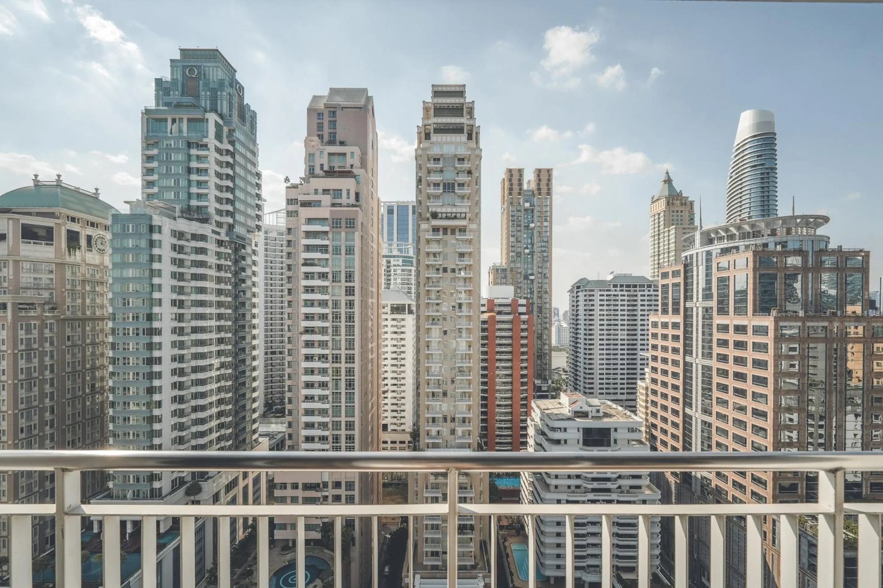 City view in Urbana Langsuan Hotel