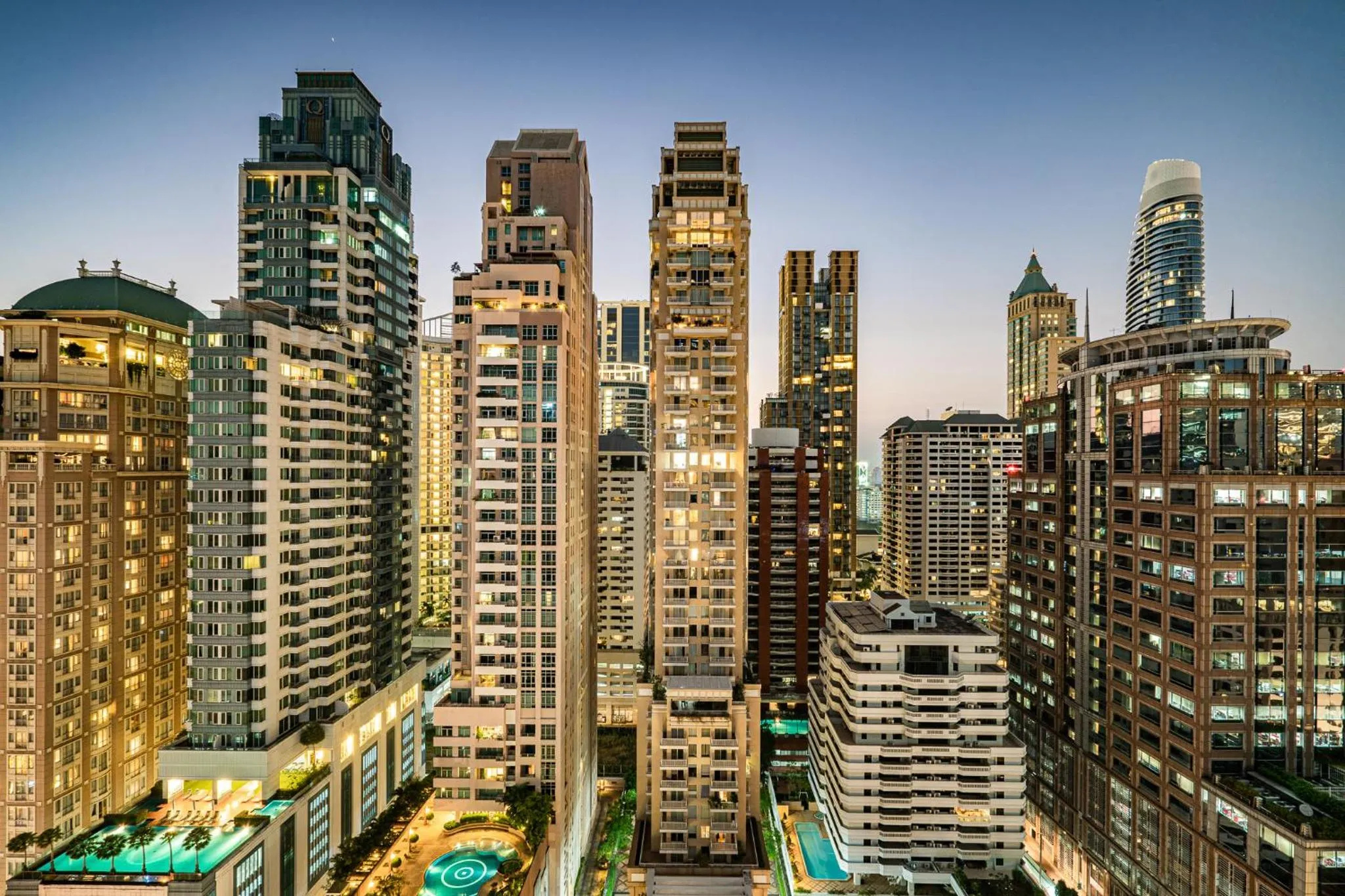 City view in Urbana Langsuan Hotel