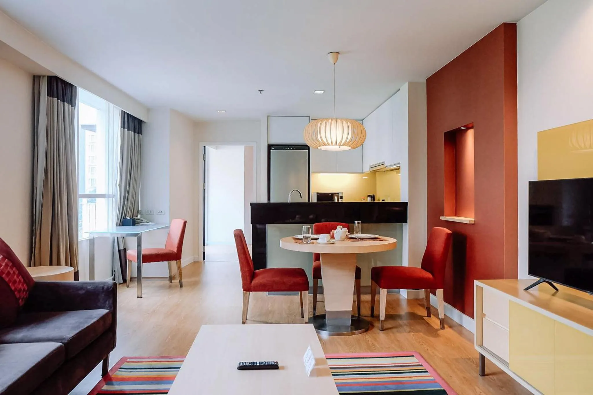 TV and multimedia in Urbana Langsuan Hotel