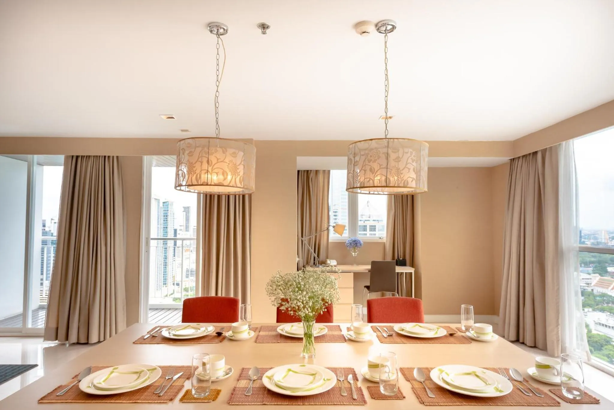 Living room in Urbana Langsuan Hotel