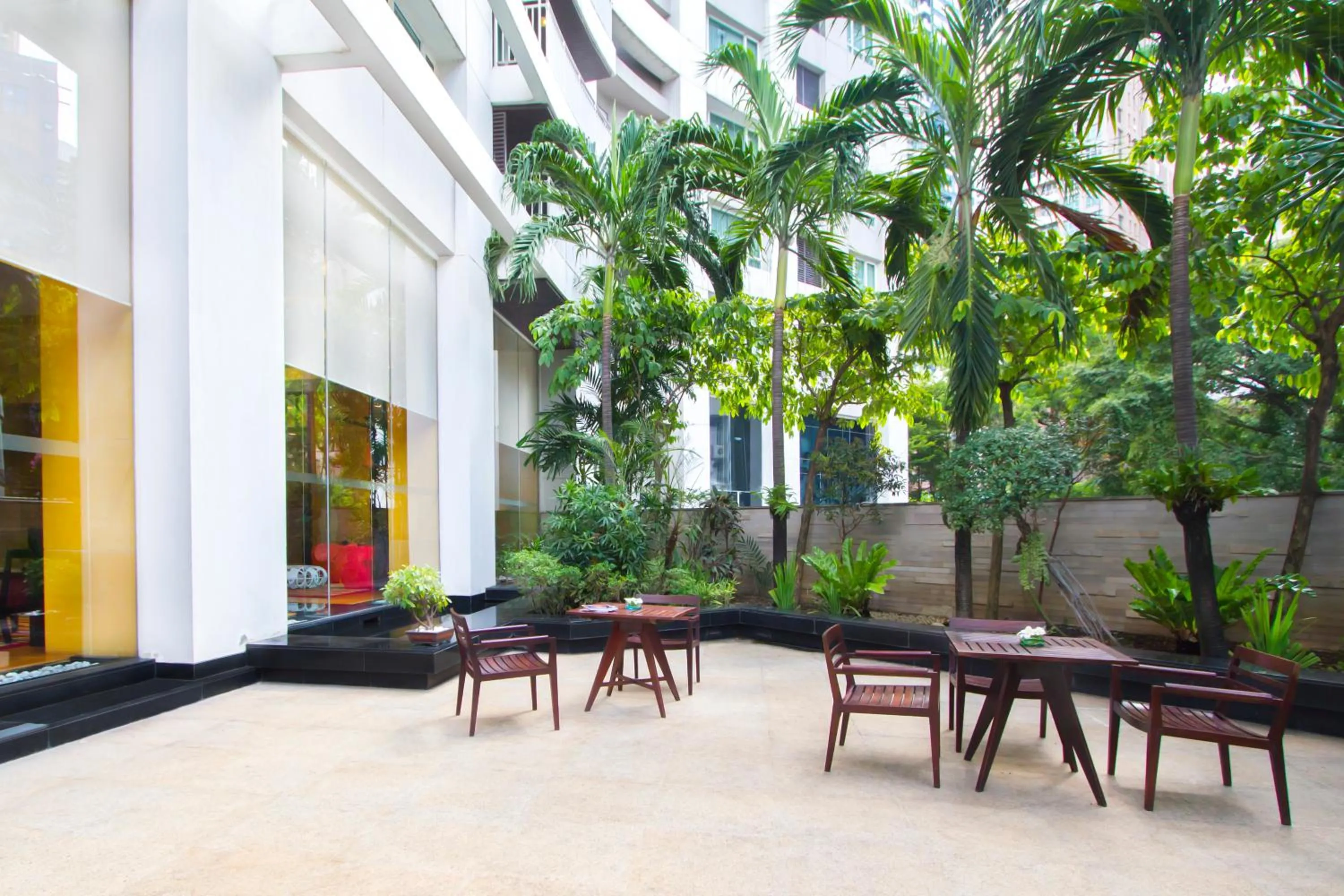 Garden in Urbana Langsuan Hotel