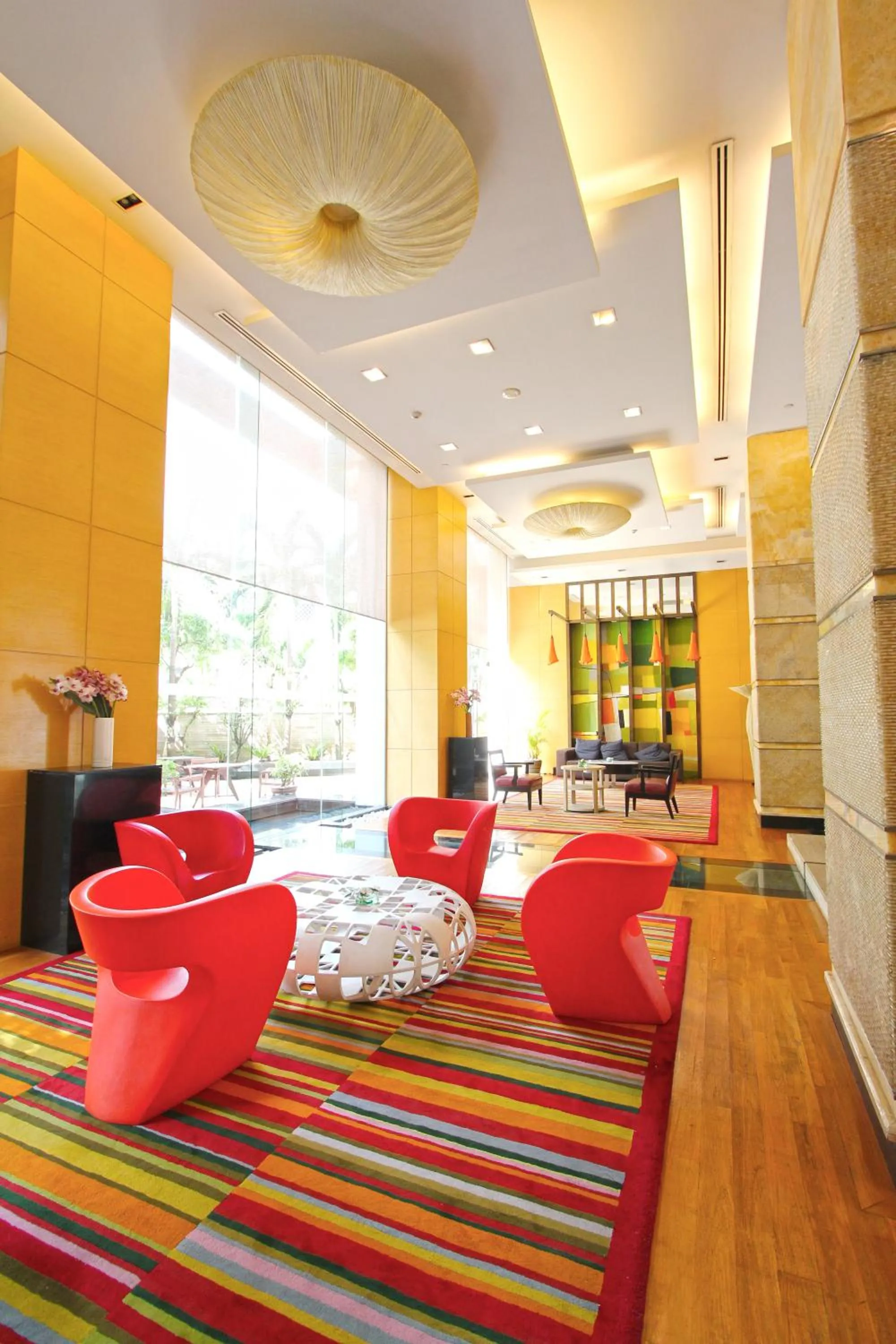 Lobby or reception in Urbana Langsuan Hotel