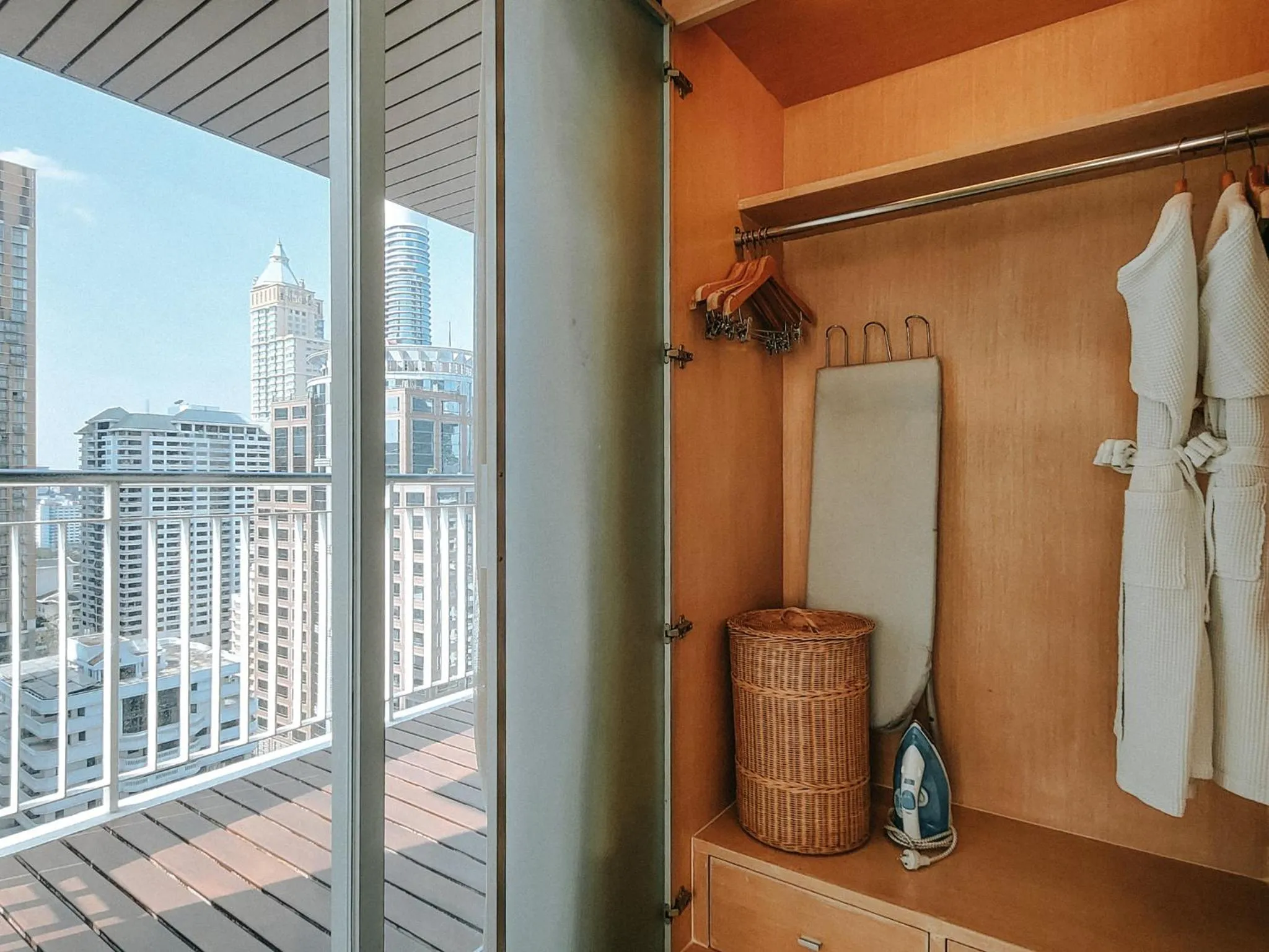 City view in Urbana Langsuan Hotel