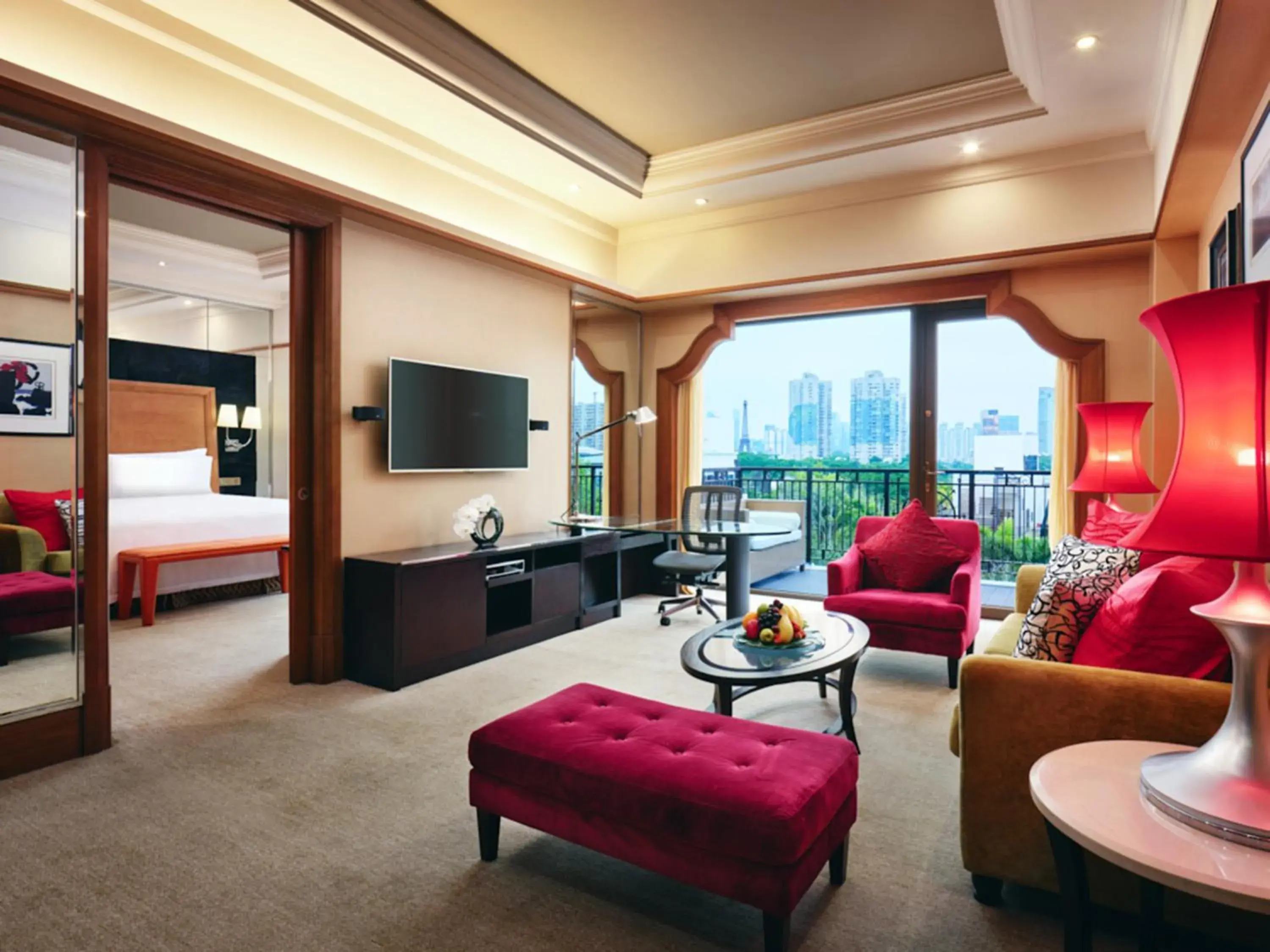 1 King Club Premier Suite in InterContinental Shenzhen by IHG 1 King Club Premier Suite in InterContinental Shenzhen by IHG
