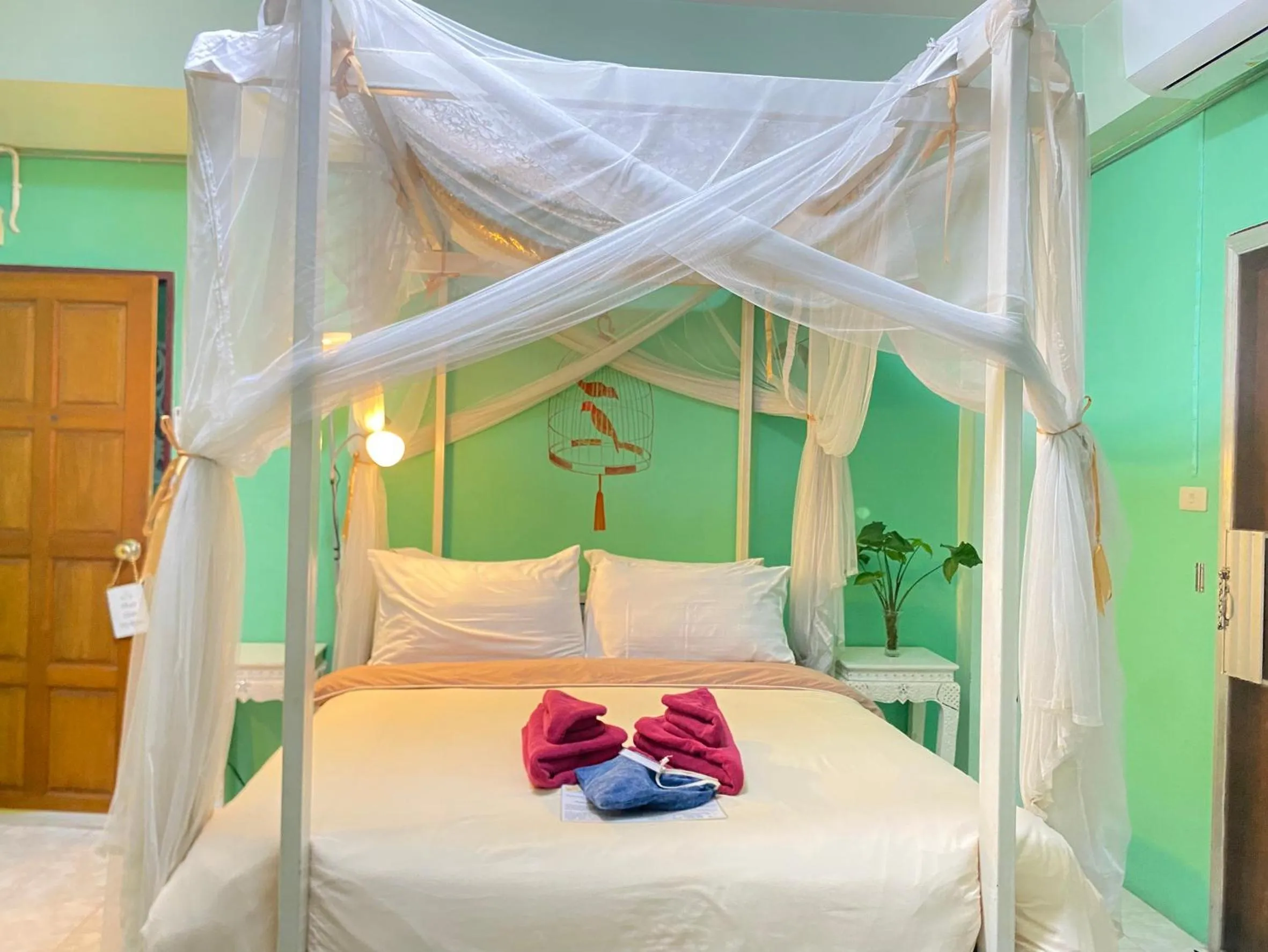 Bedroom, Bed in Awana House