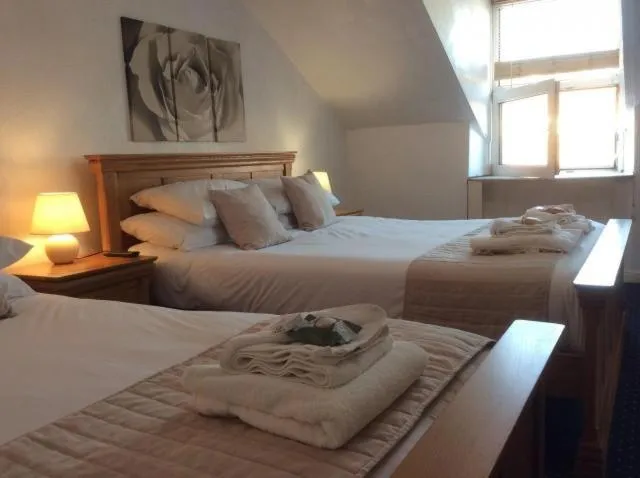 Bed in Cavell House Bed and Breakfast