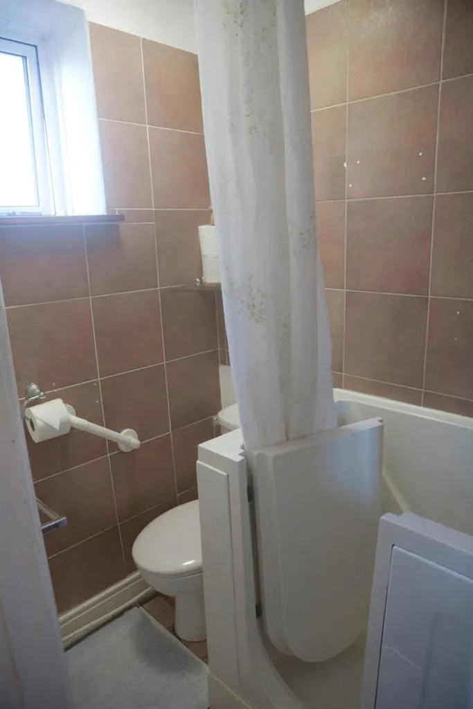 Cavell House Bed and Breakfast