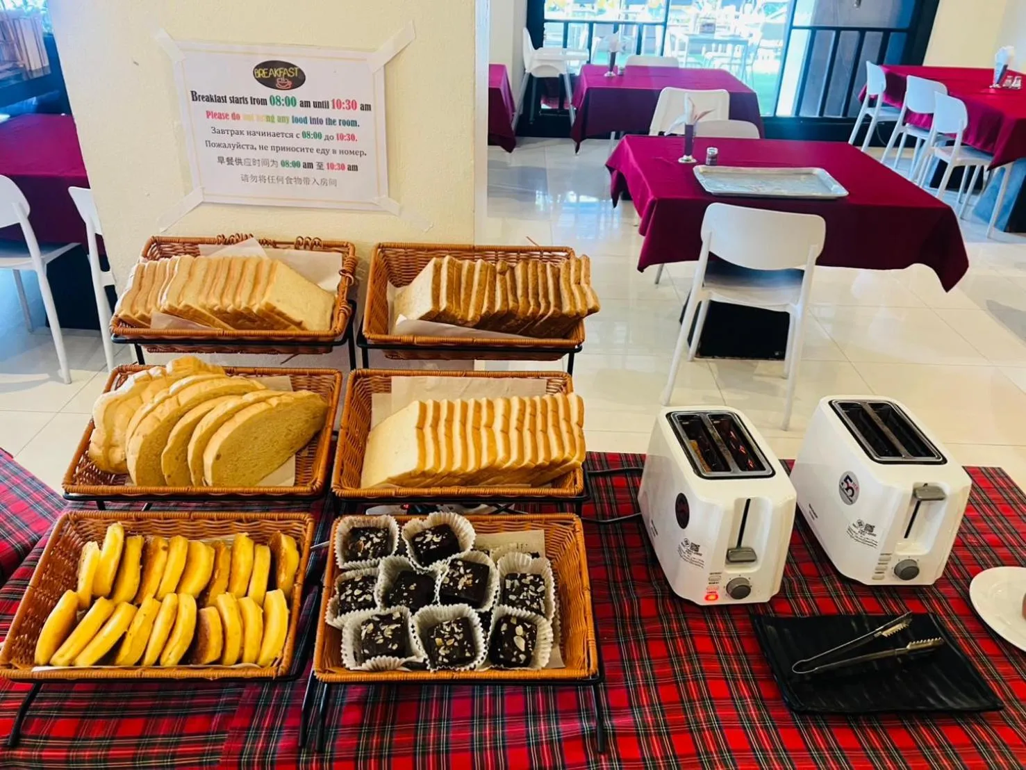 Breakfast in Baramee Resortel