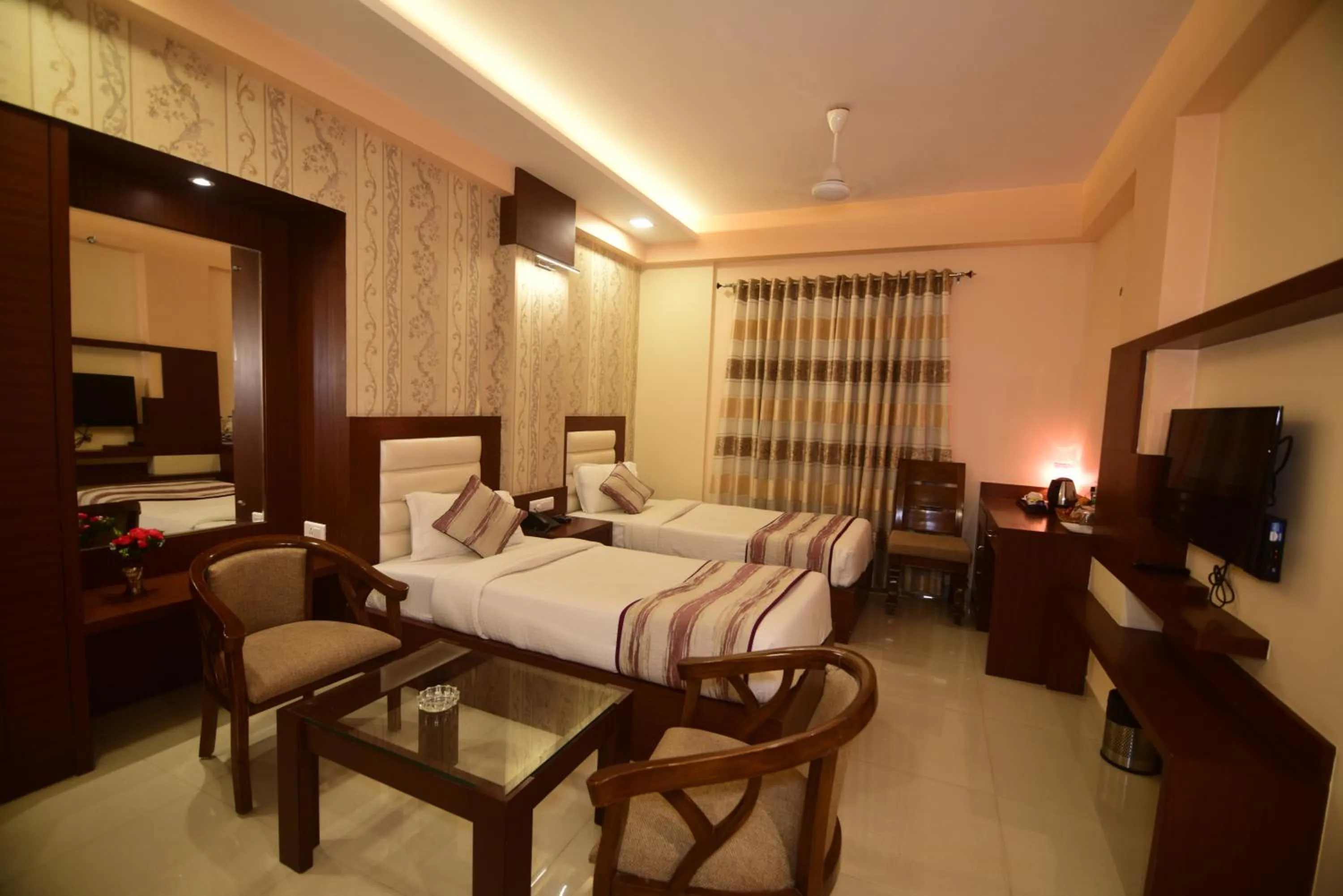 Bed in Hotel Varanasi Inn