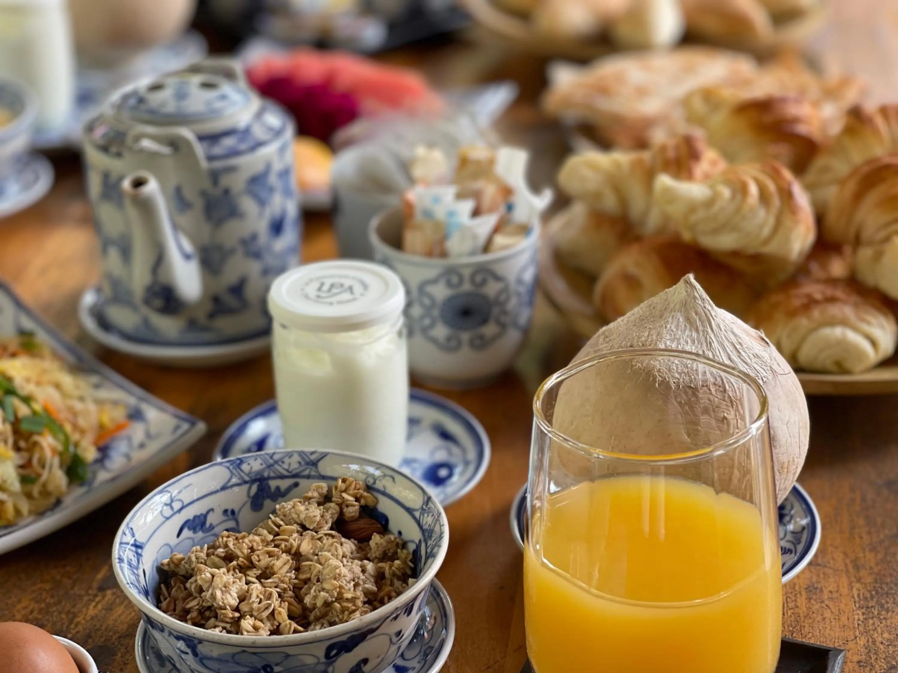 Breakfast in La Palmeraie D'angkor