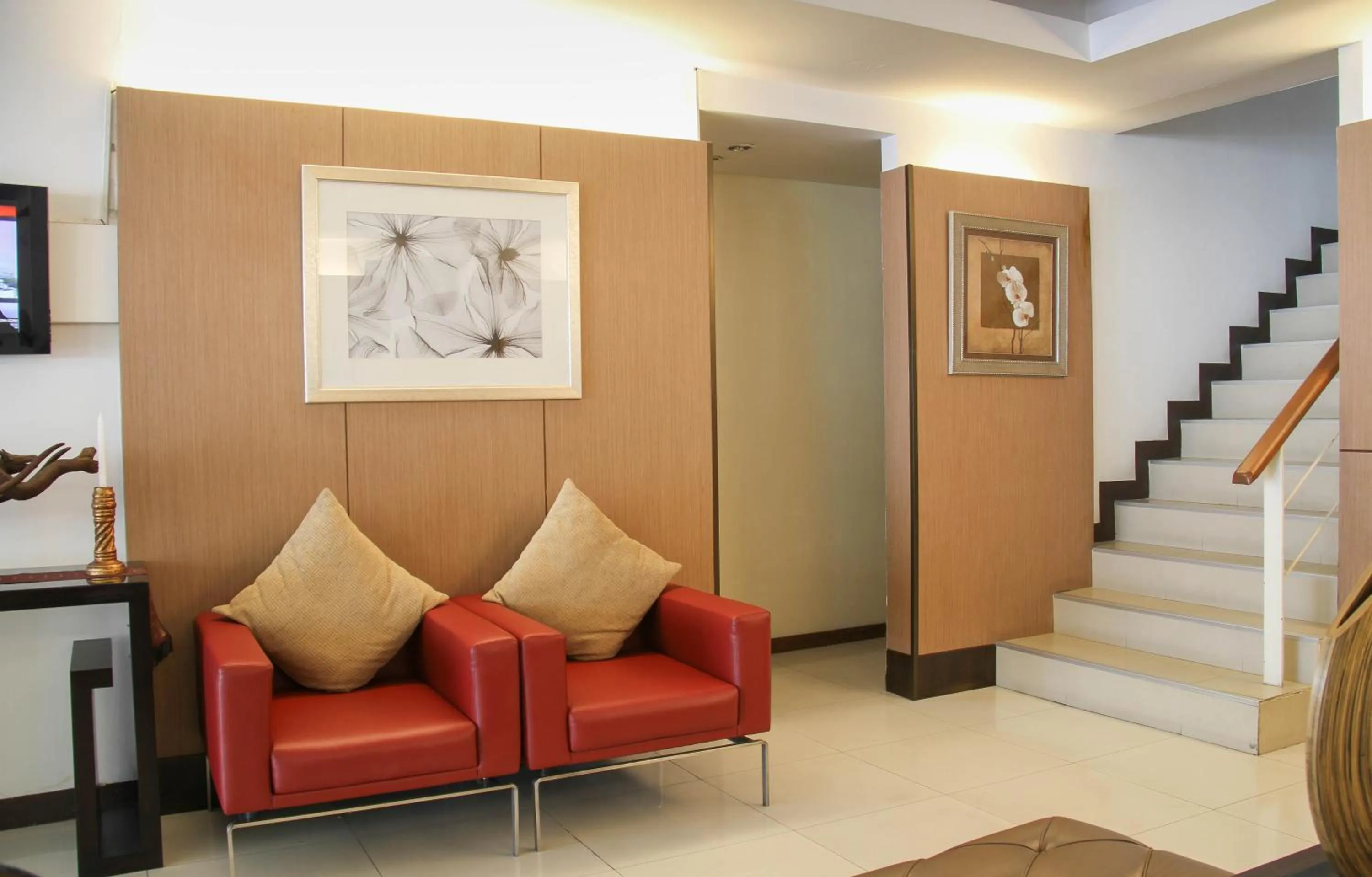 Lobby or reception in FuramaXclusive Sathorn, Bangkok