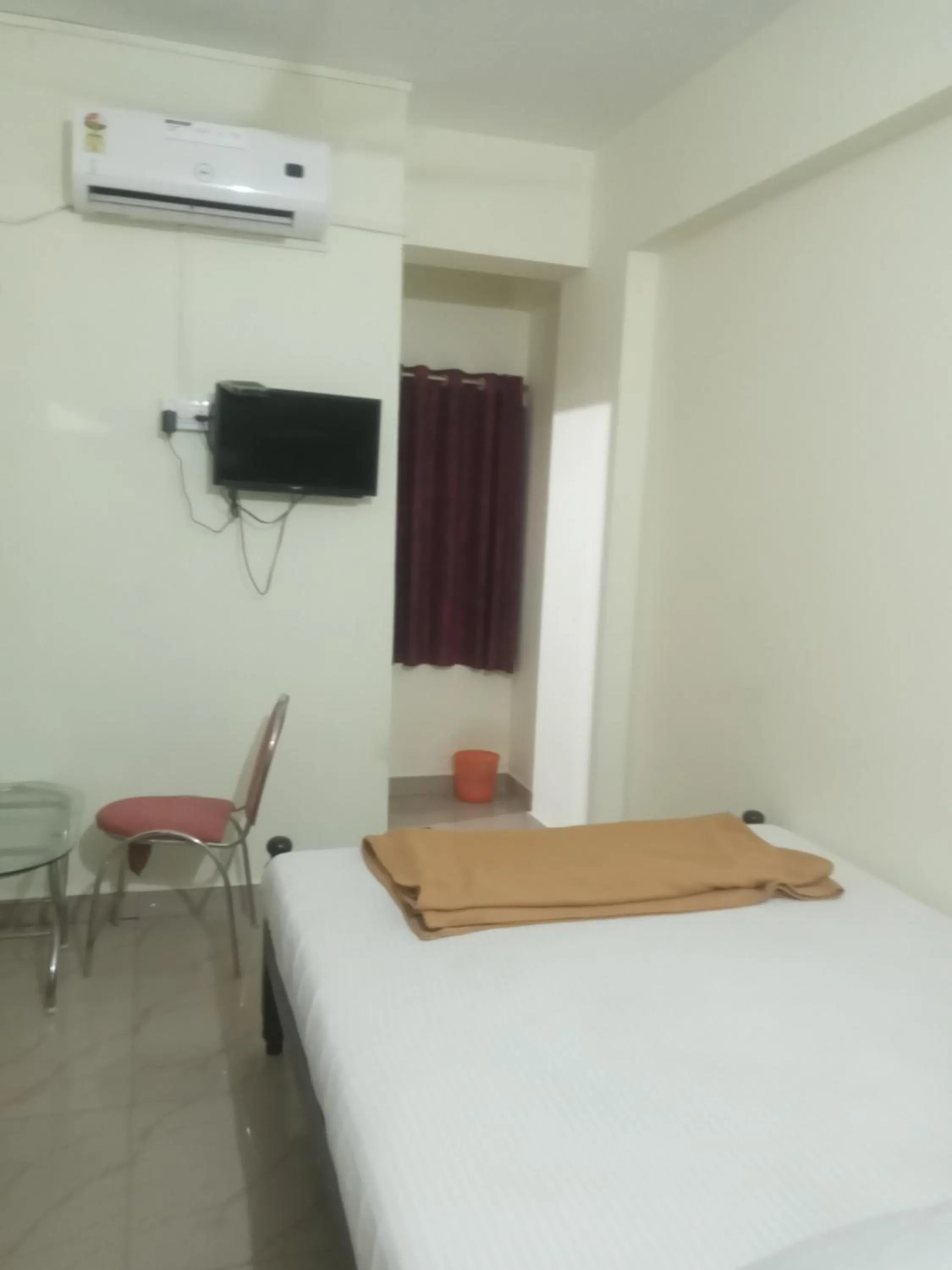 Bed in Avanti Inn