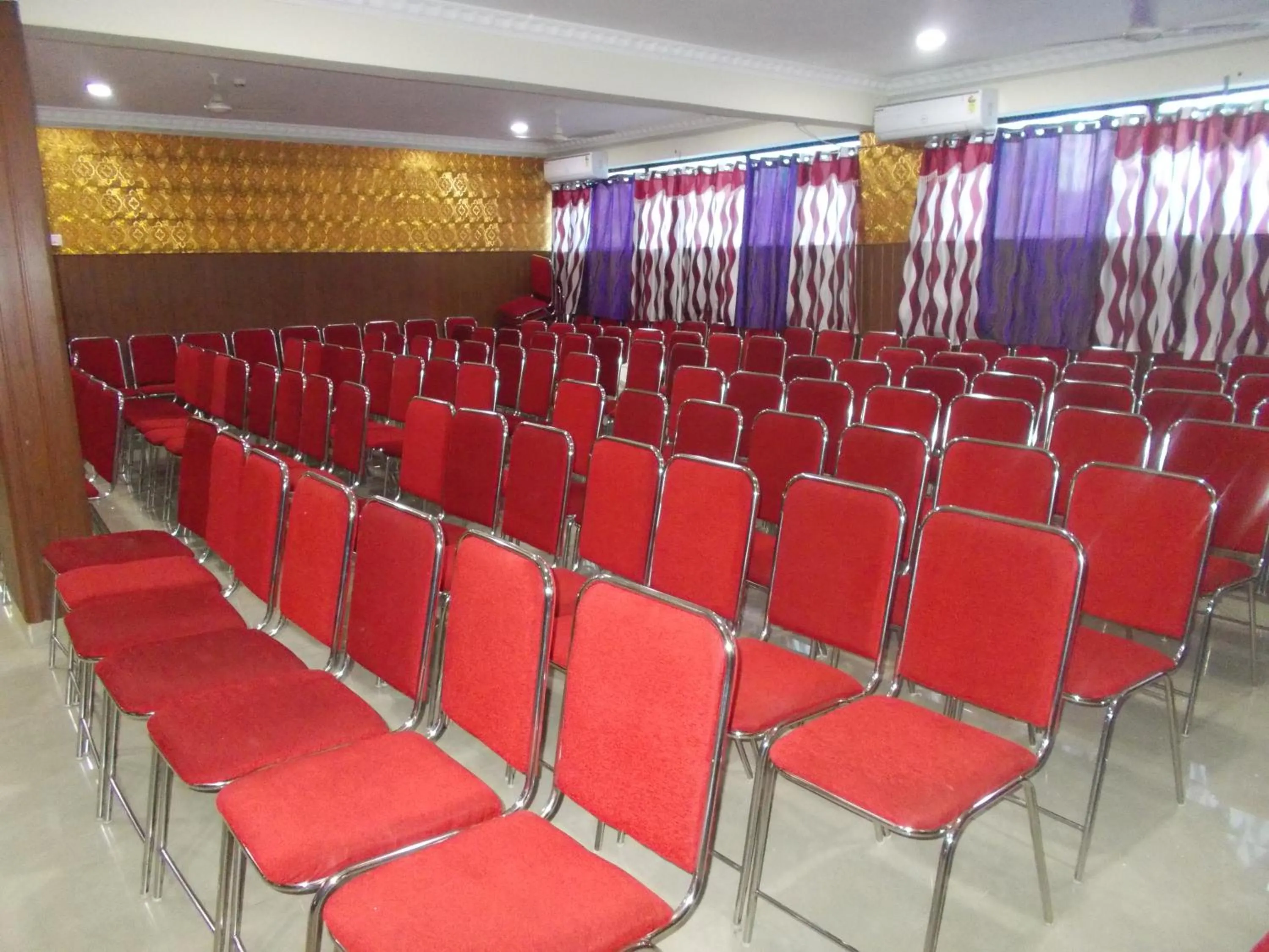 Avanti Inn