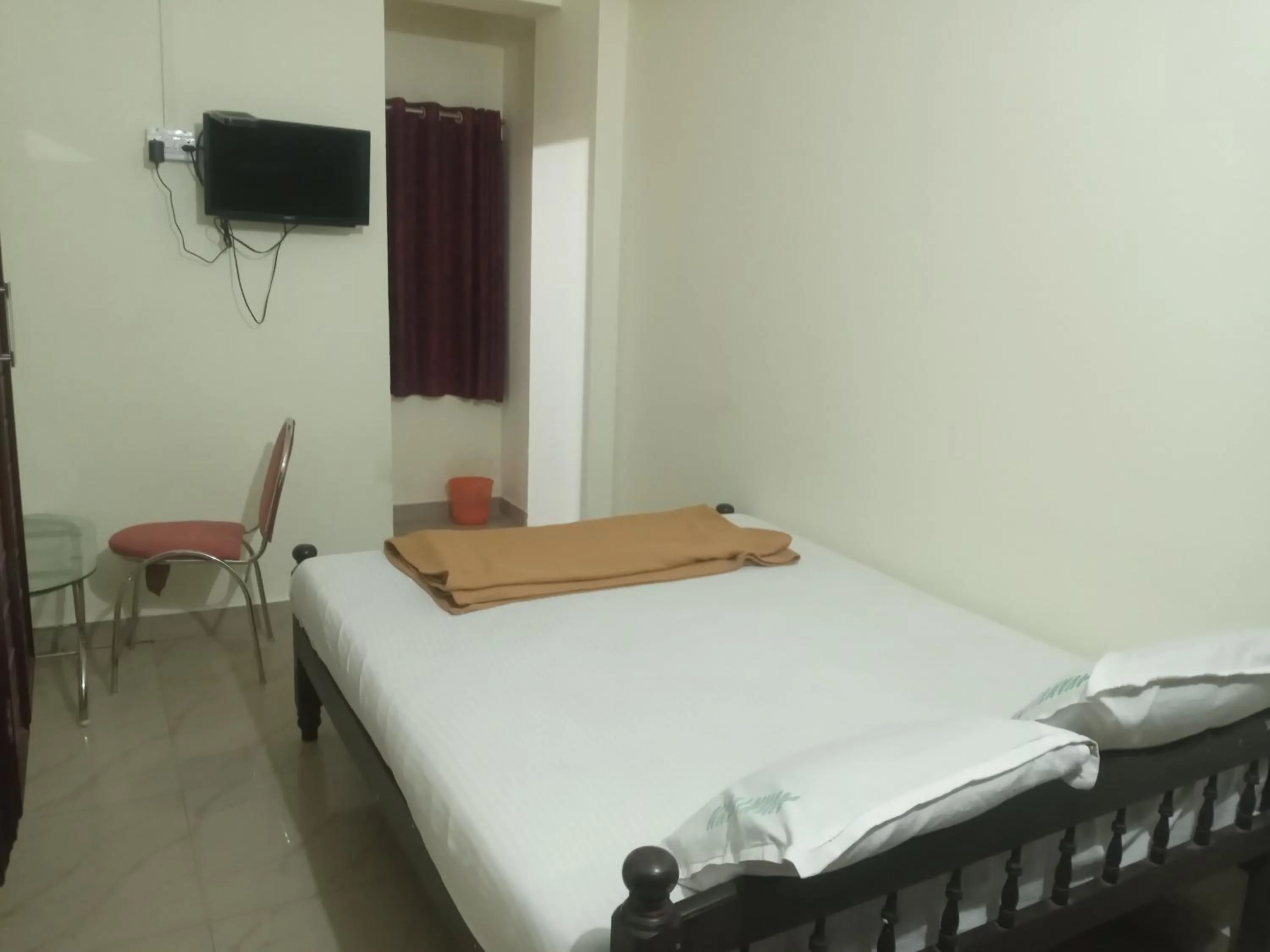 Bed in Avanti Inn