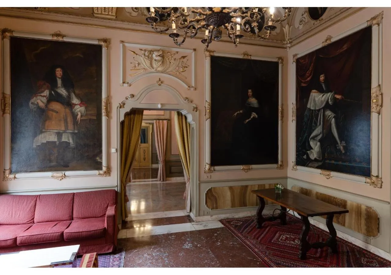 Lobby or reception in Phi Hotel Canalgrande