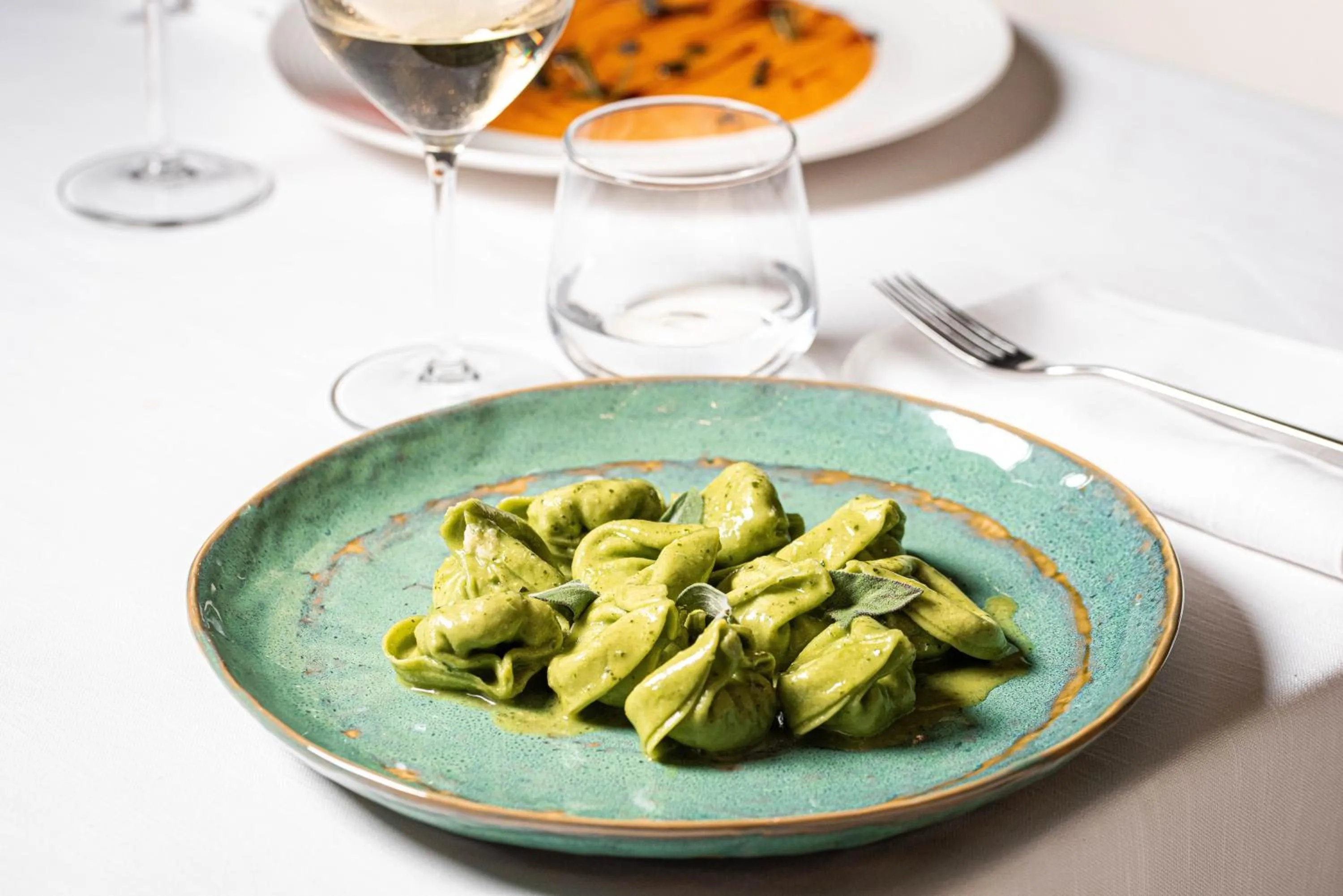 Restaurant/places to eat in Phi Hotel Canalgrande