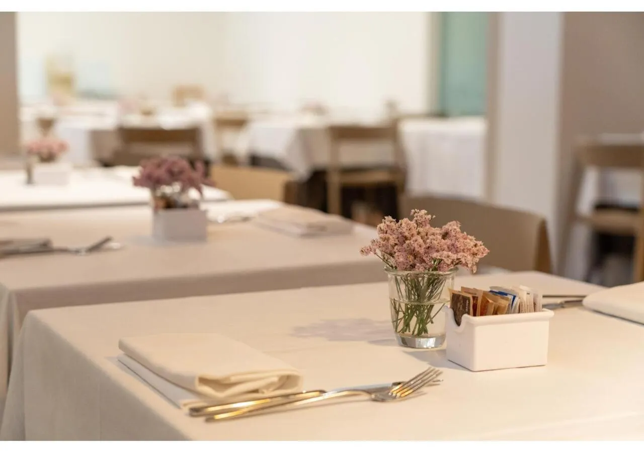 Decorative detail in Phi Hotel Canalgrande