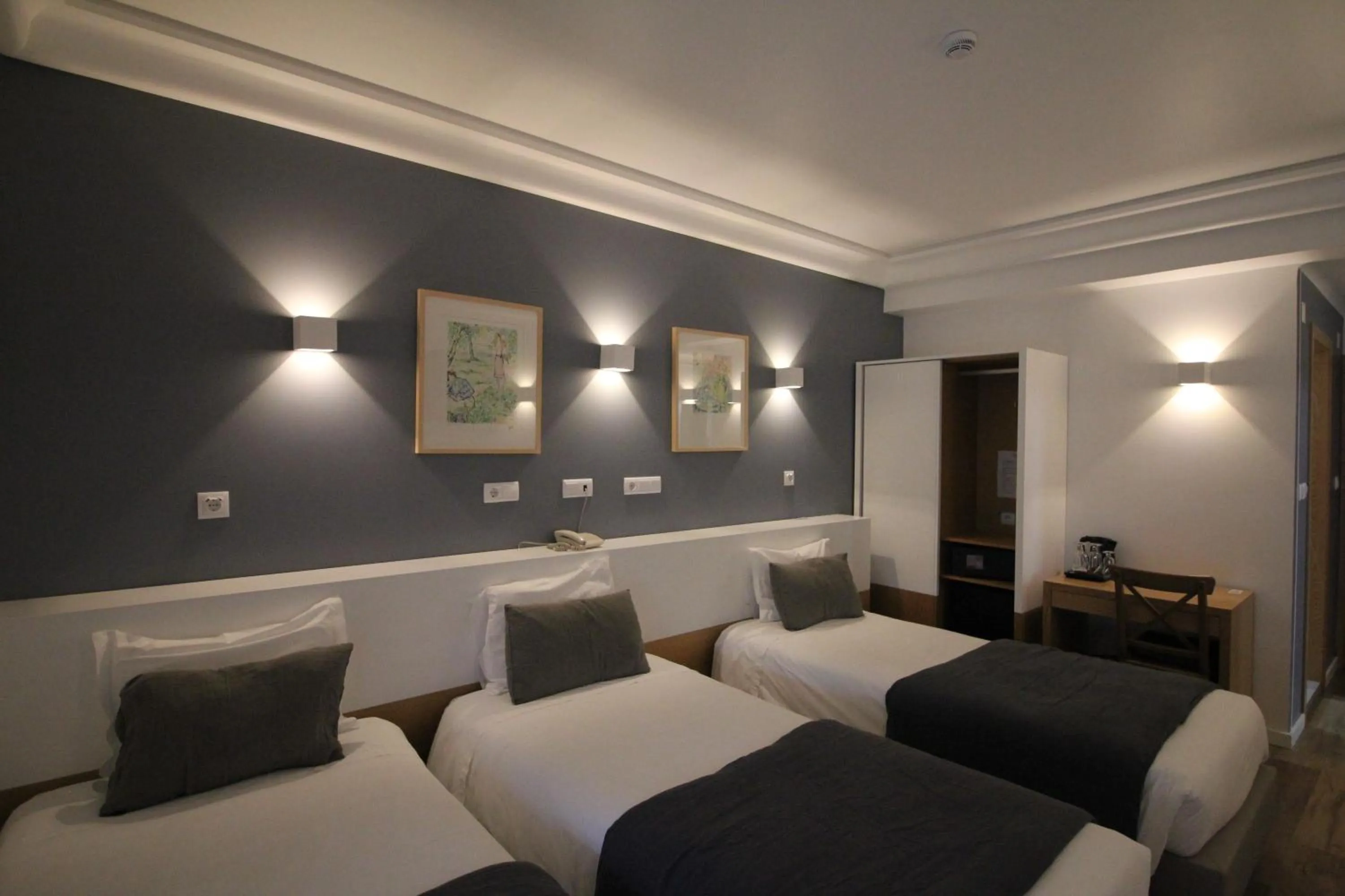 Bed in Imperador Hotel