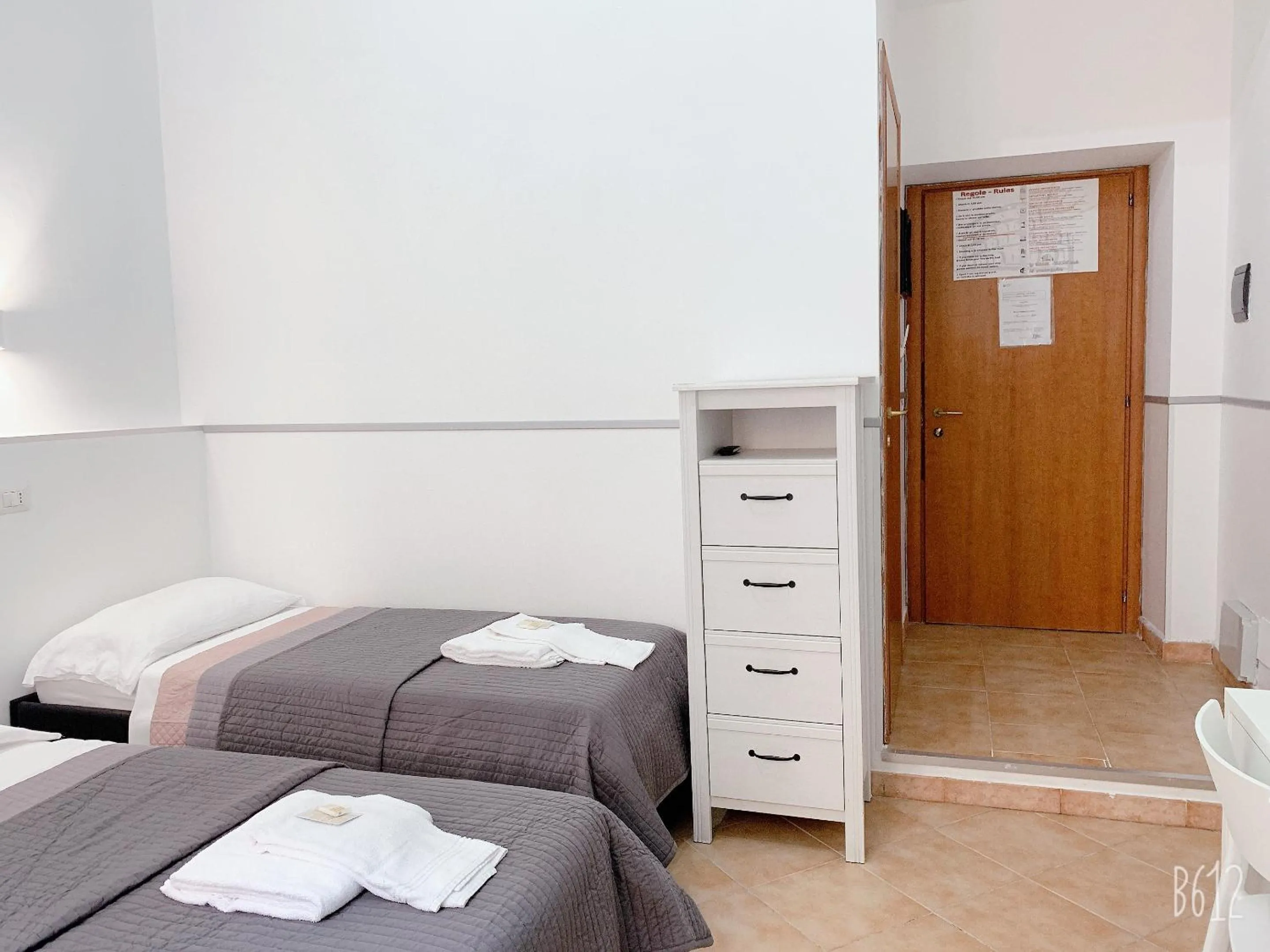 Bedroom, Bed in Golden Ratio