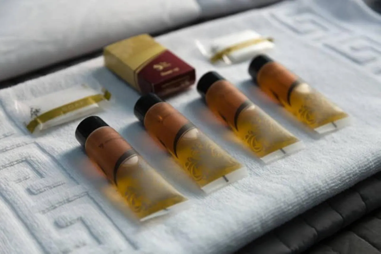 Shower in Golden Ratio