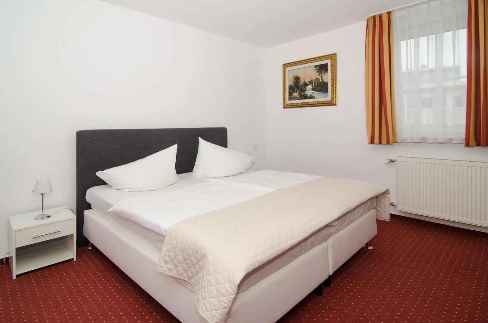 Photo of the whole room, Bed in Hotel -Restaurant Taormina