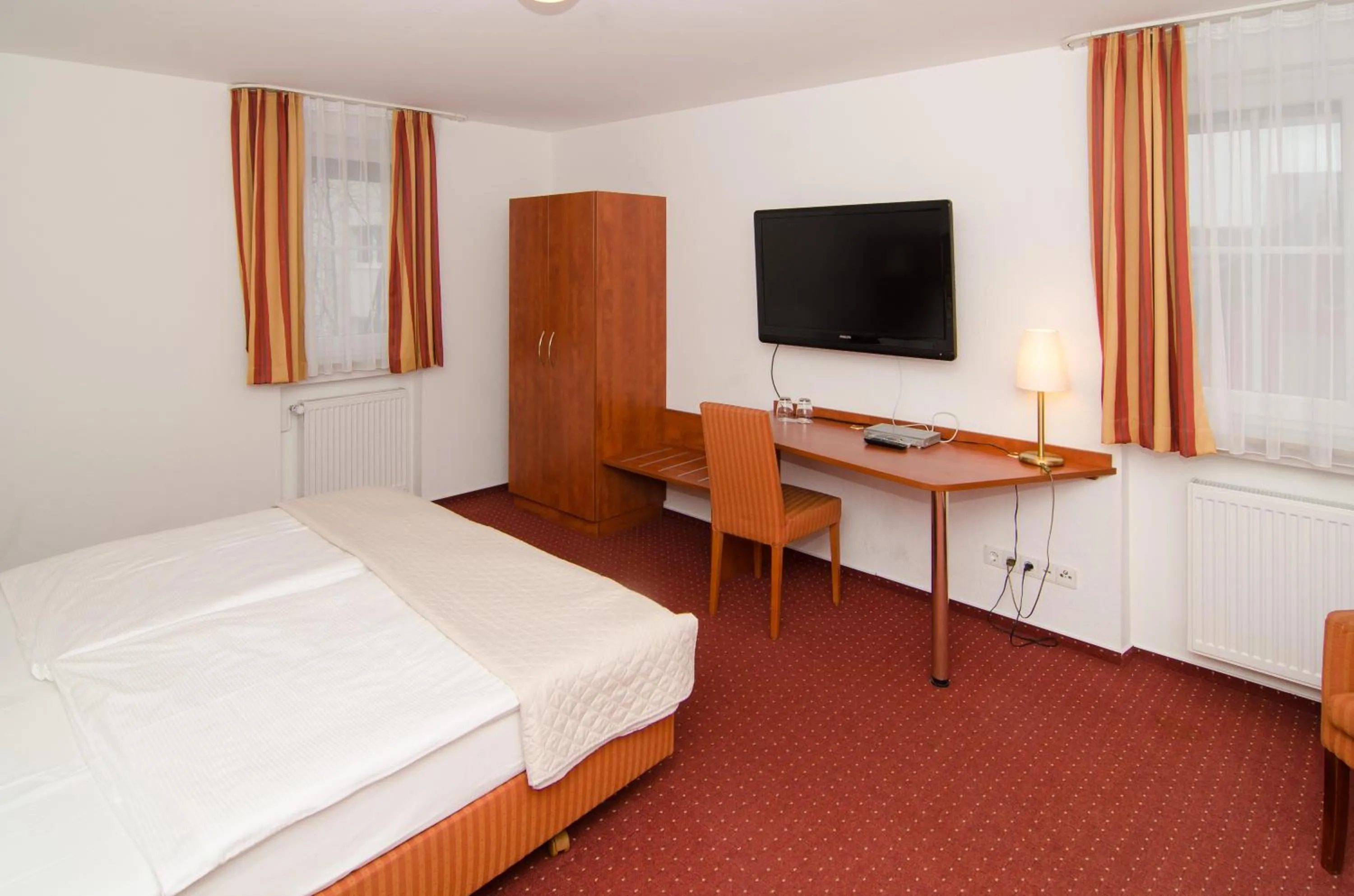 Bed in Hotel -Restaurant Taormina
