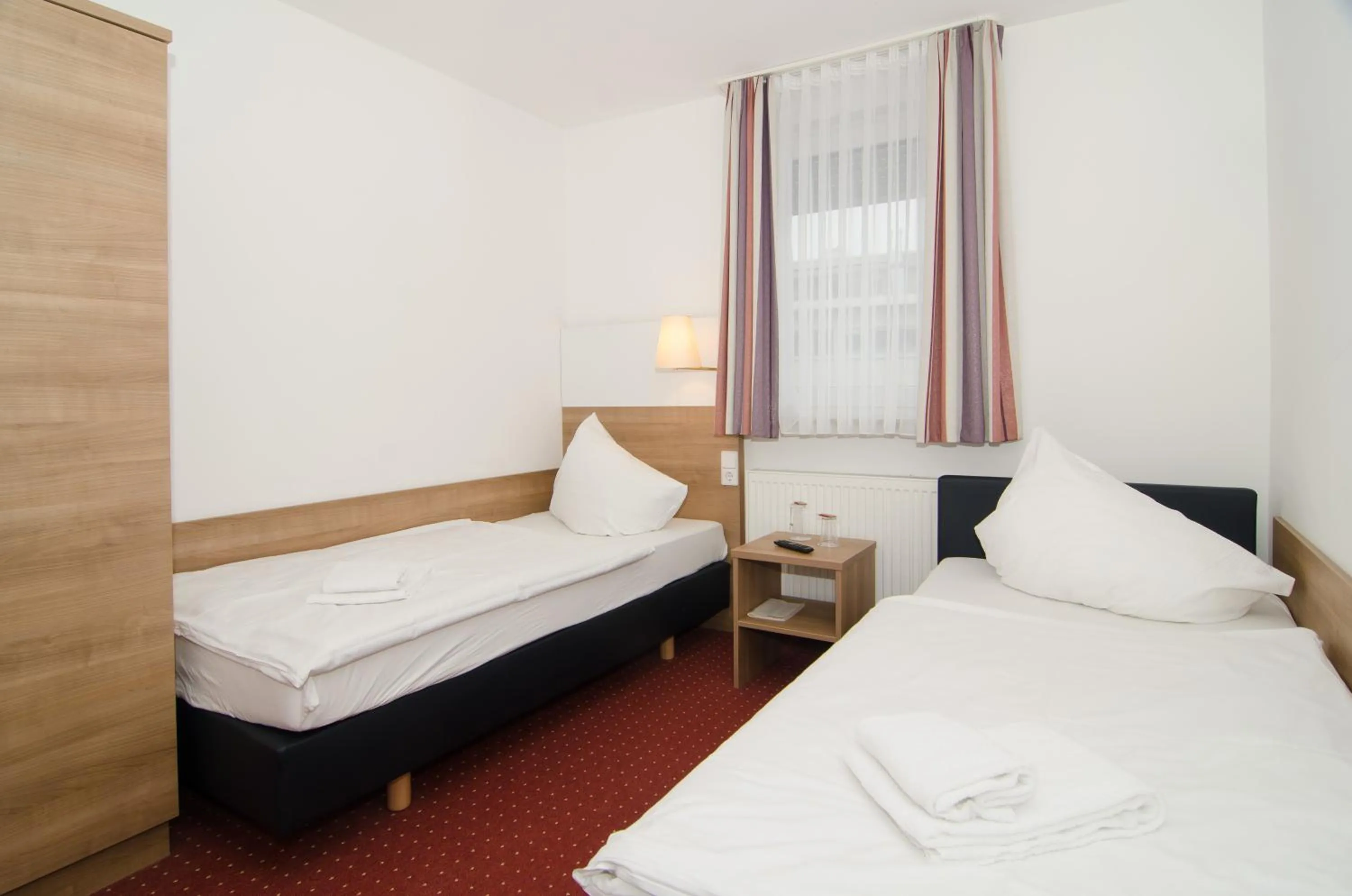 Bed in Hotel -Restaurant Taormina