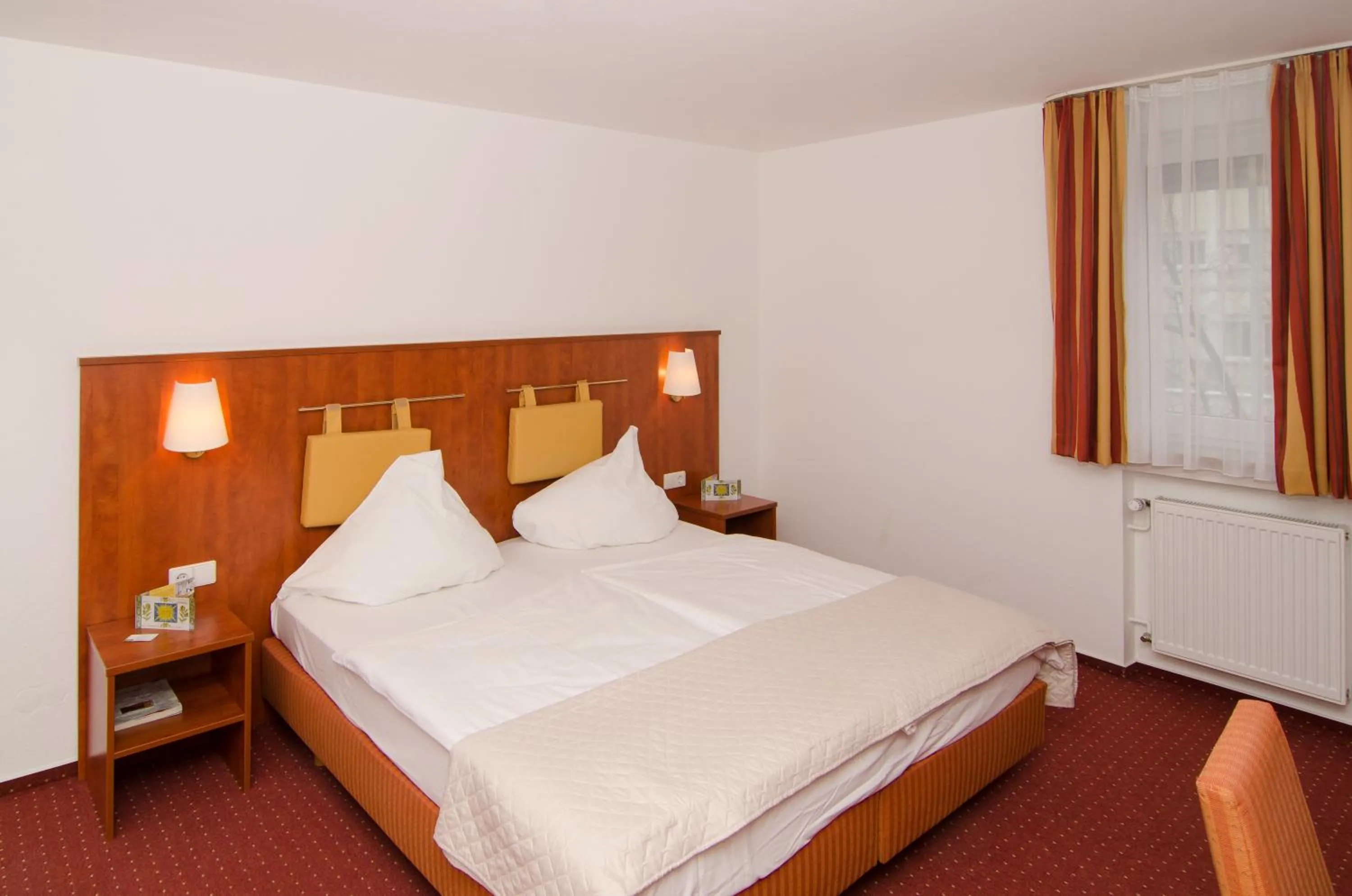 Bed in Hotel -Restaurant Taormina