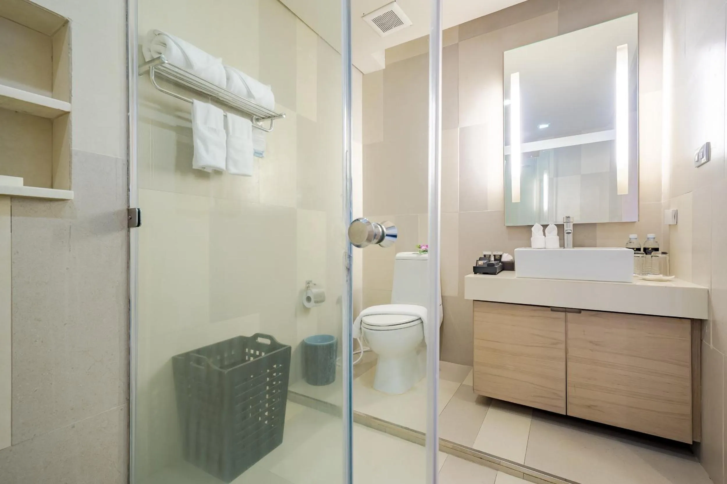 Bathroom in Impiana Beachfront Resort Chaweng Noi, Koh Samui