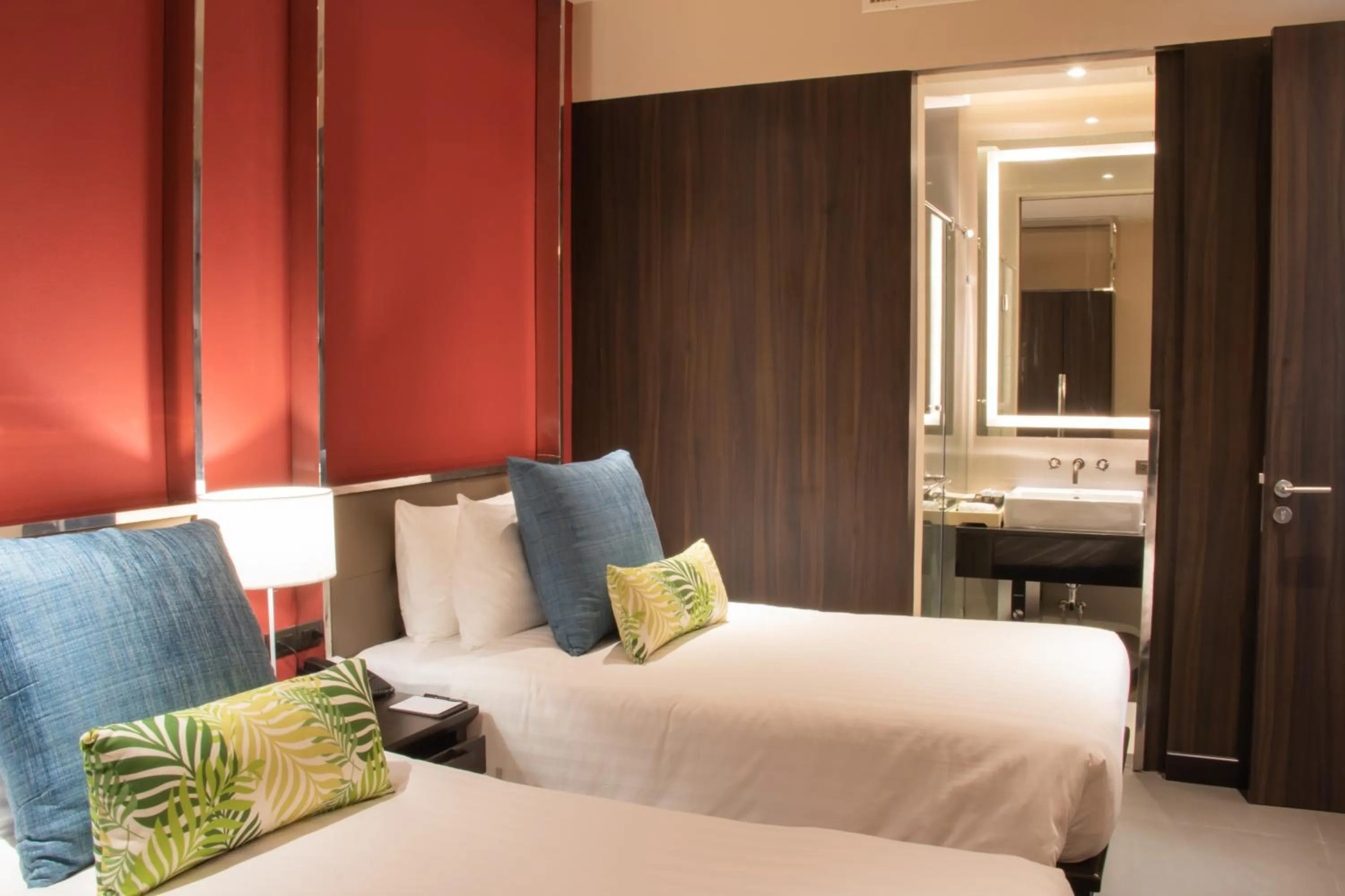 Bedroom, Bed in Impiana Beachfront Resort Chaweng Noi, Koh Samui