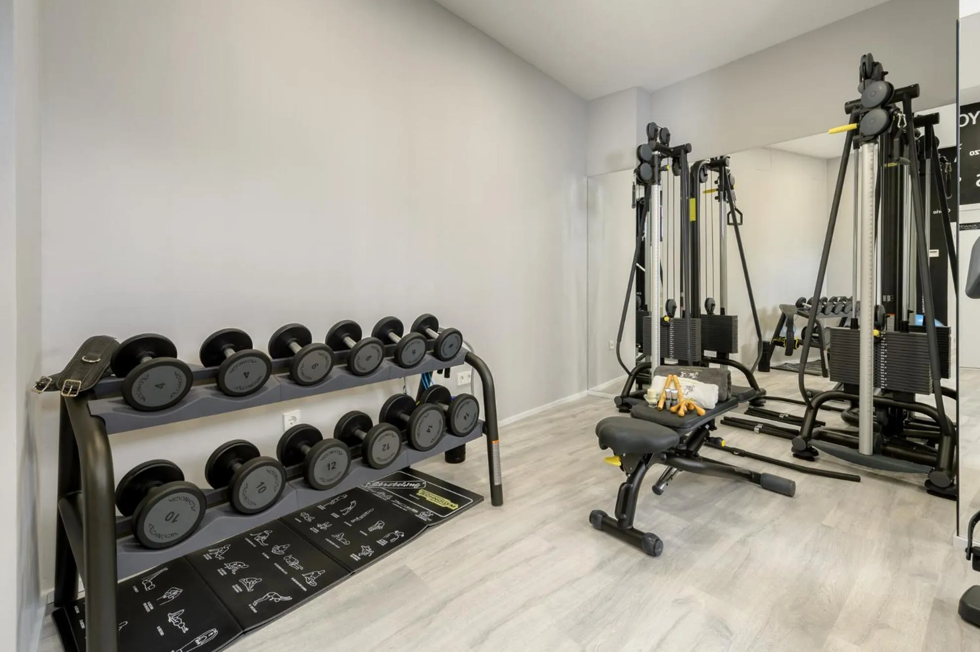 Fitness centre/facilities in Hotel Cenit & Apts Sol y Viento