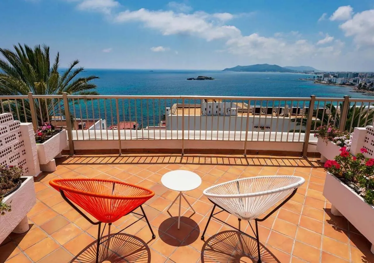 Balcony/Terrace in Hotel Cenit & Apts Sol y Viento