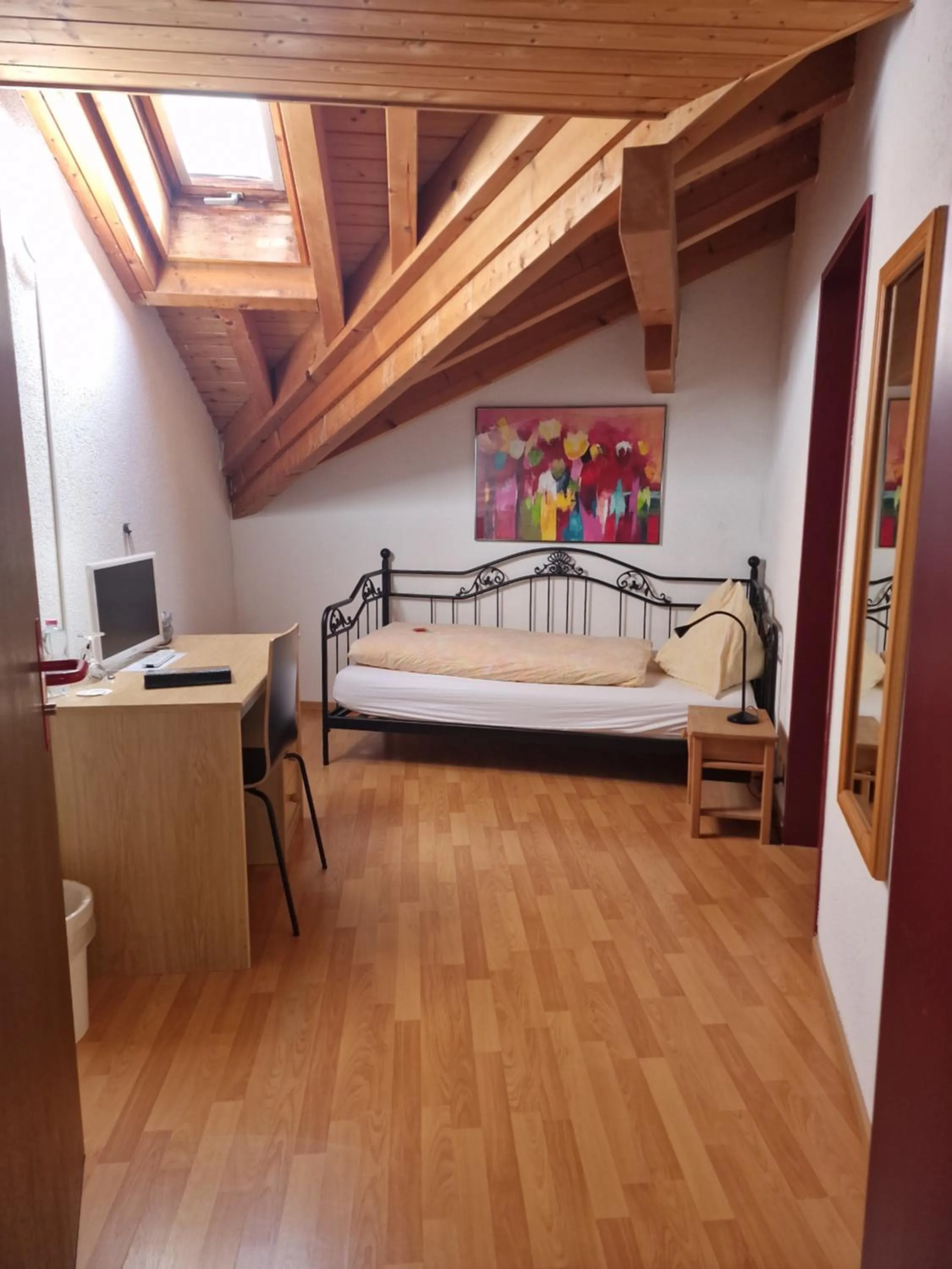 Bathroom, Bed in Hotel Alpha Thun