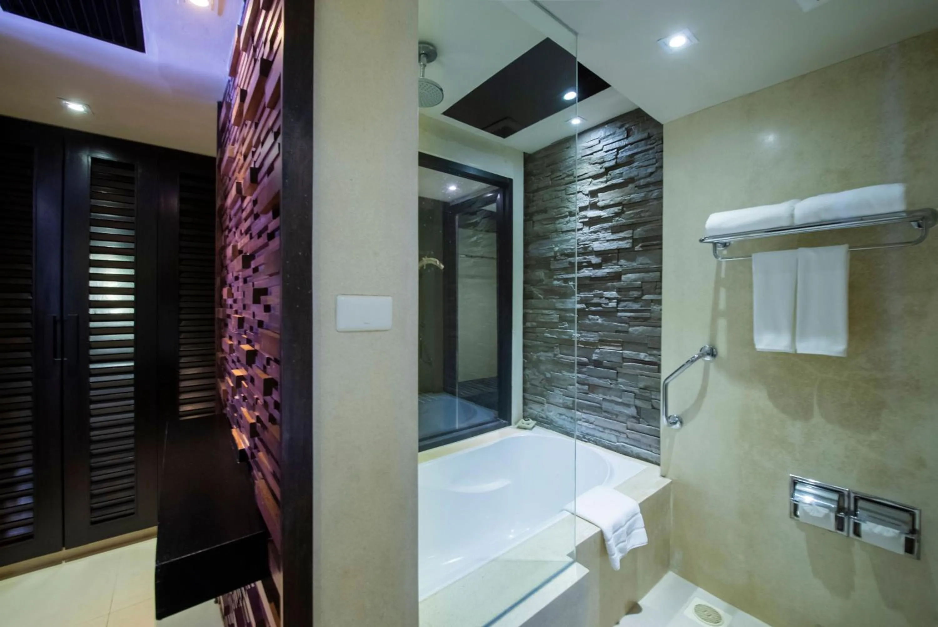 Bathroom in Impiana Beachfront Resort Patong, Phuket