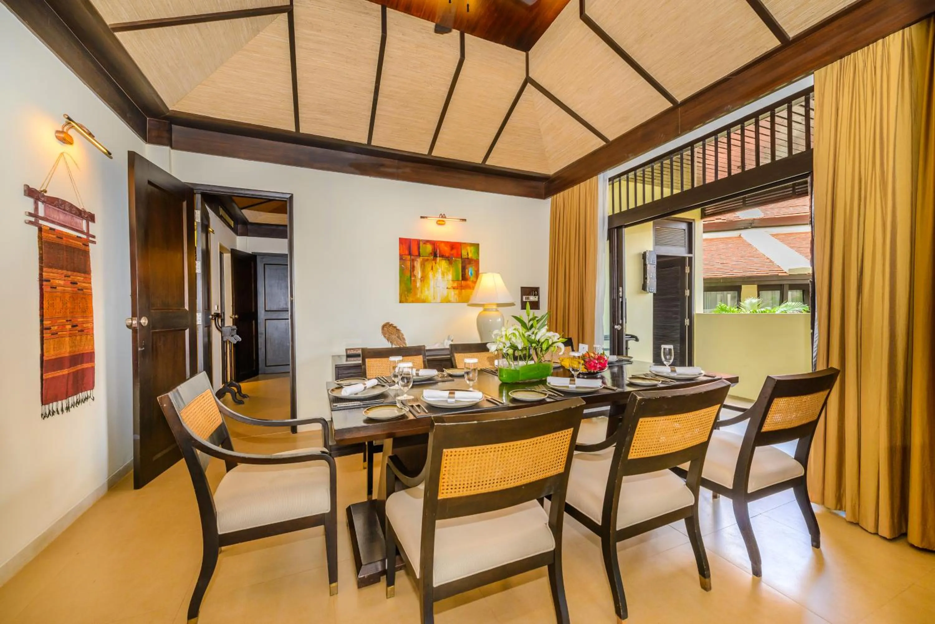 Dining area in Impiana Beachfront Resort Patong, Phuket